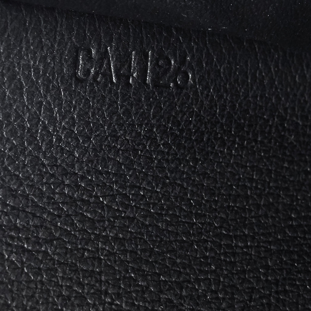 Louis Vuitto Zippy XL Taurillon Leather Organizer