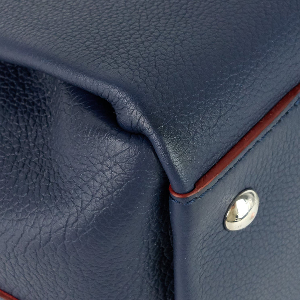Louis Vuitto LockMeTo MM Calfskin Leather Handbag