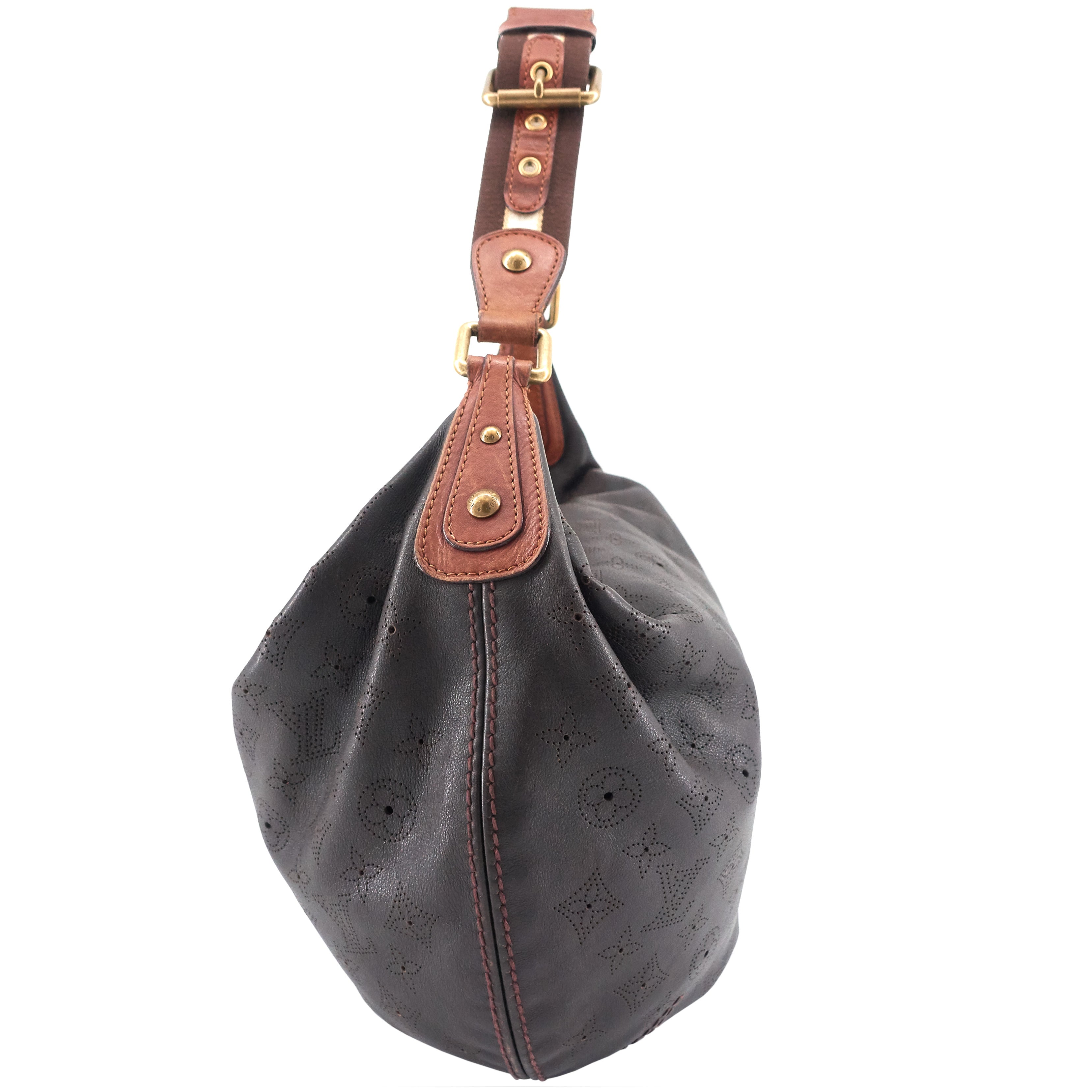 Louis Vuitto Onatah GM Mahina Leather Hobo Bag