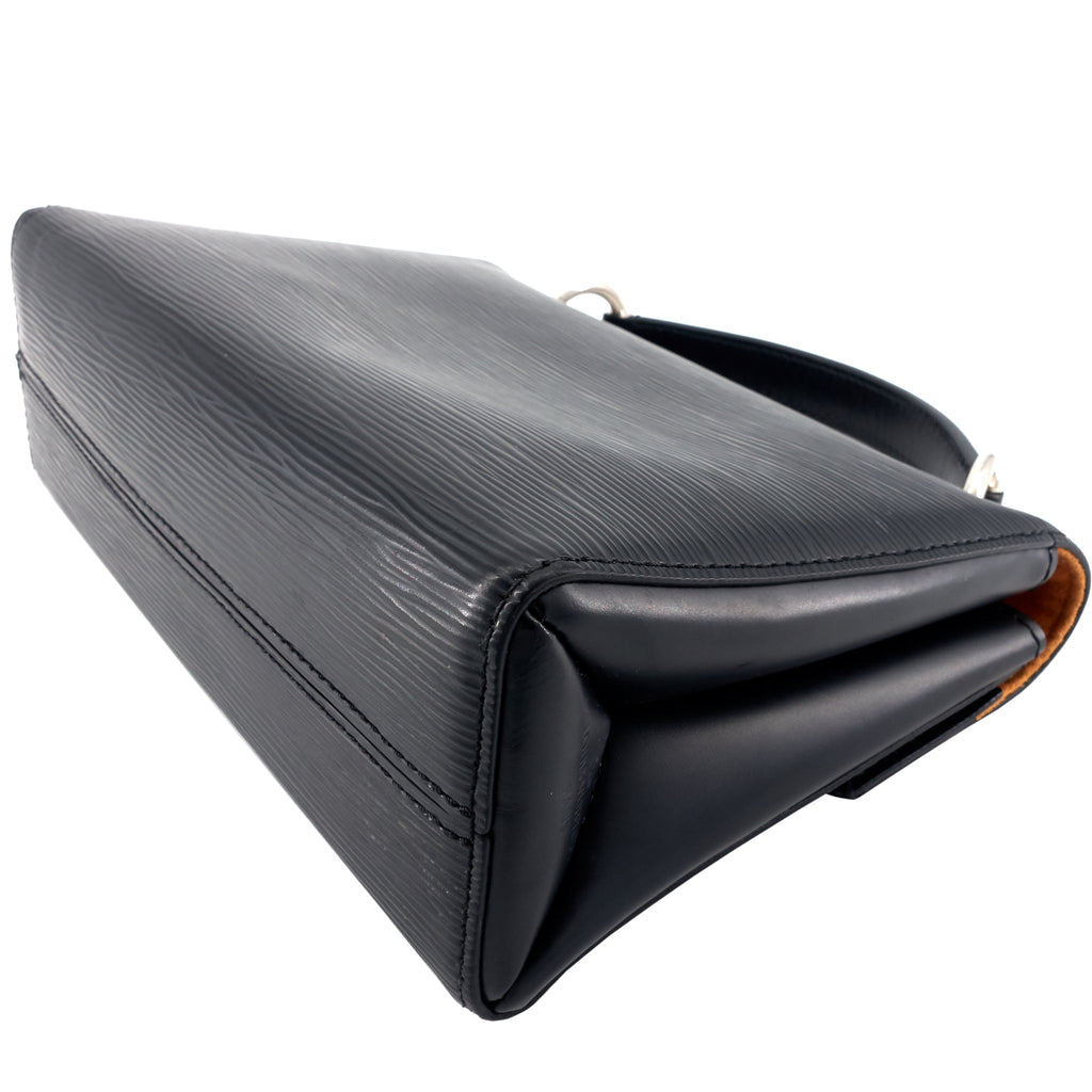 Louis Vuitto Pochette Grenelle Black Epi Leather Bag