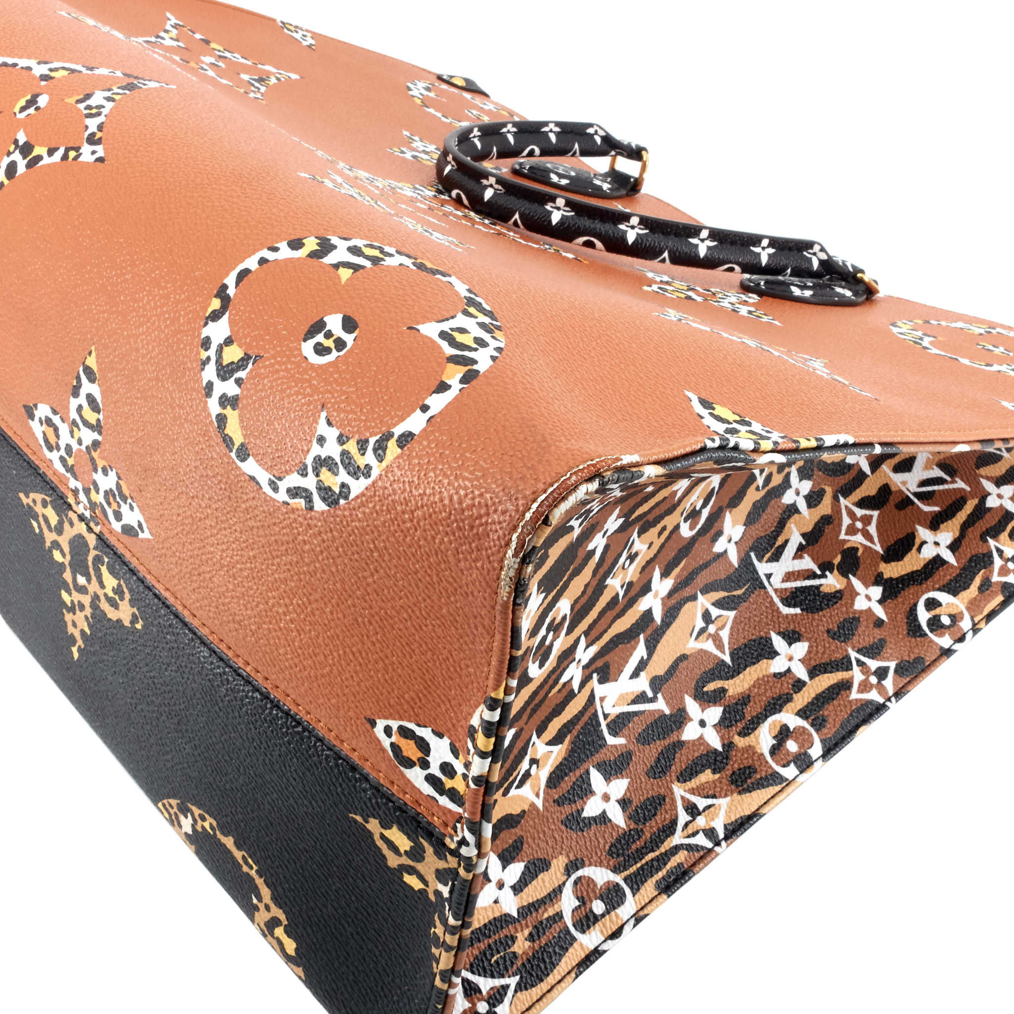 Louis Vuitto OnTheGo Monogram Giant Jungle Canvas Bag