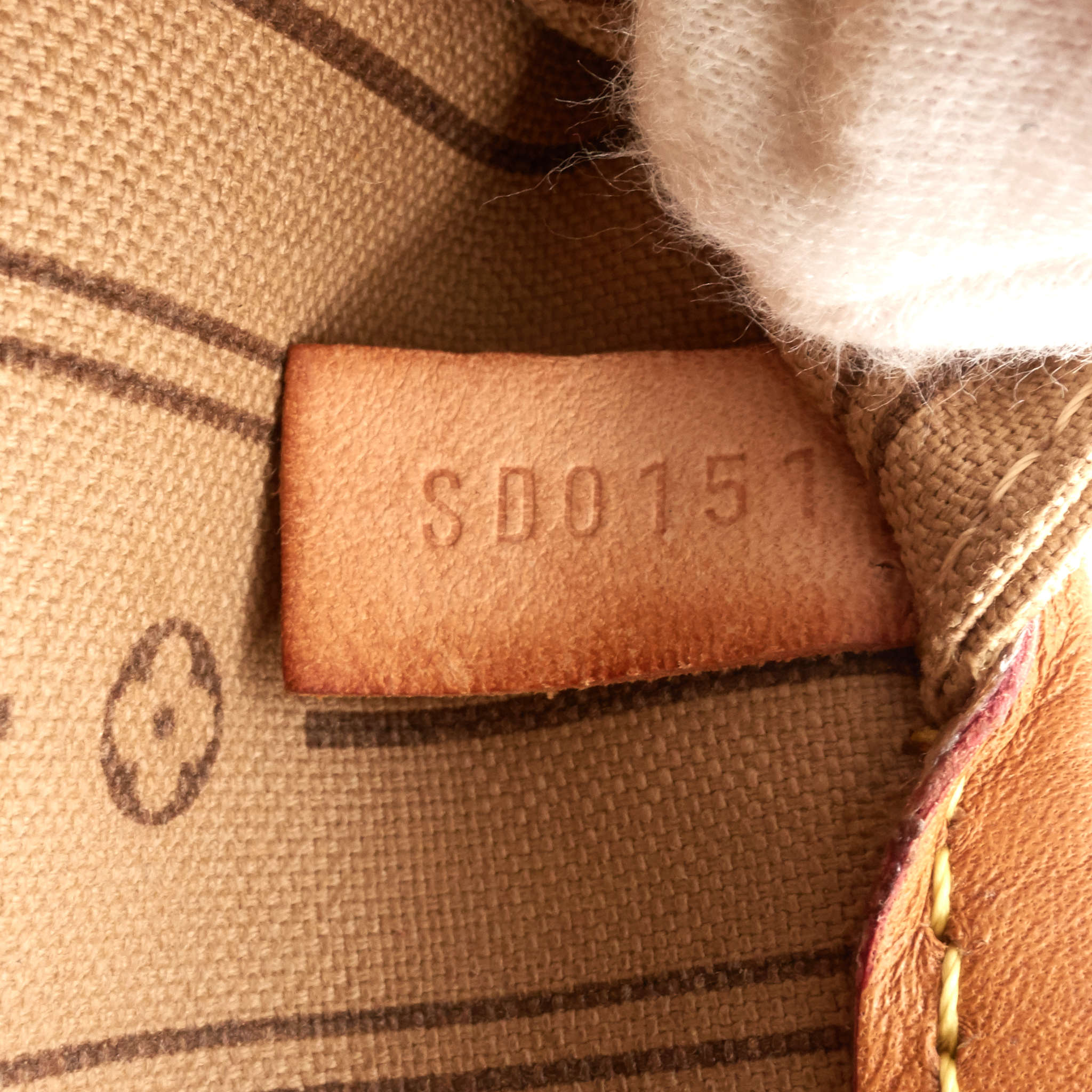 Louis Vuitto Neverfull MM Monogram Canvas Tote Bag