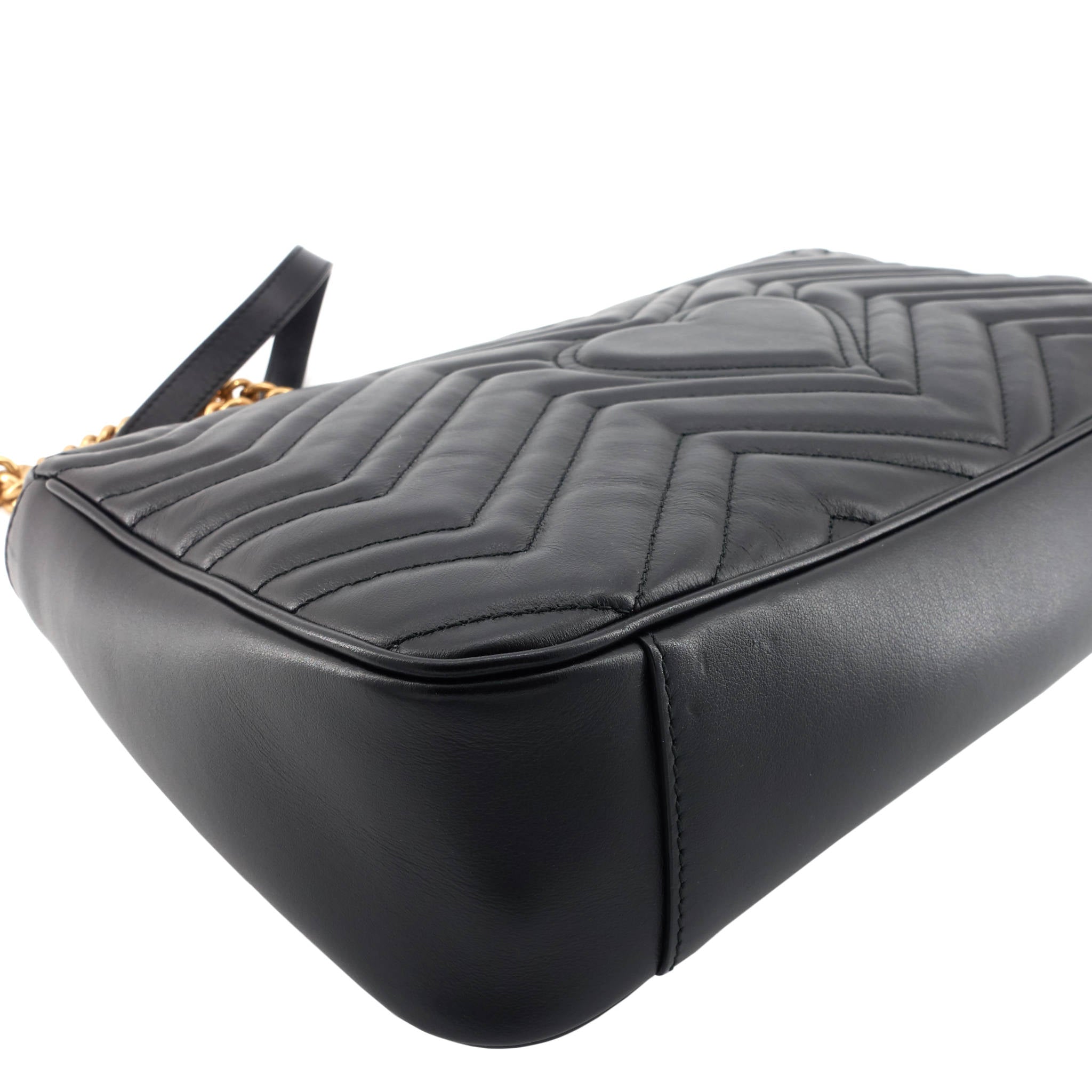 Gucci Marmont Medium MatelassÃ© Leather Shoulder Bag