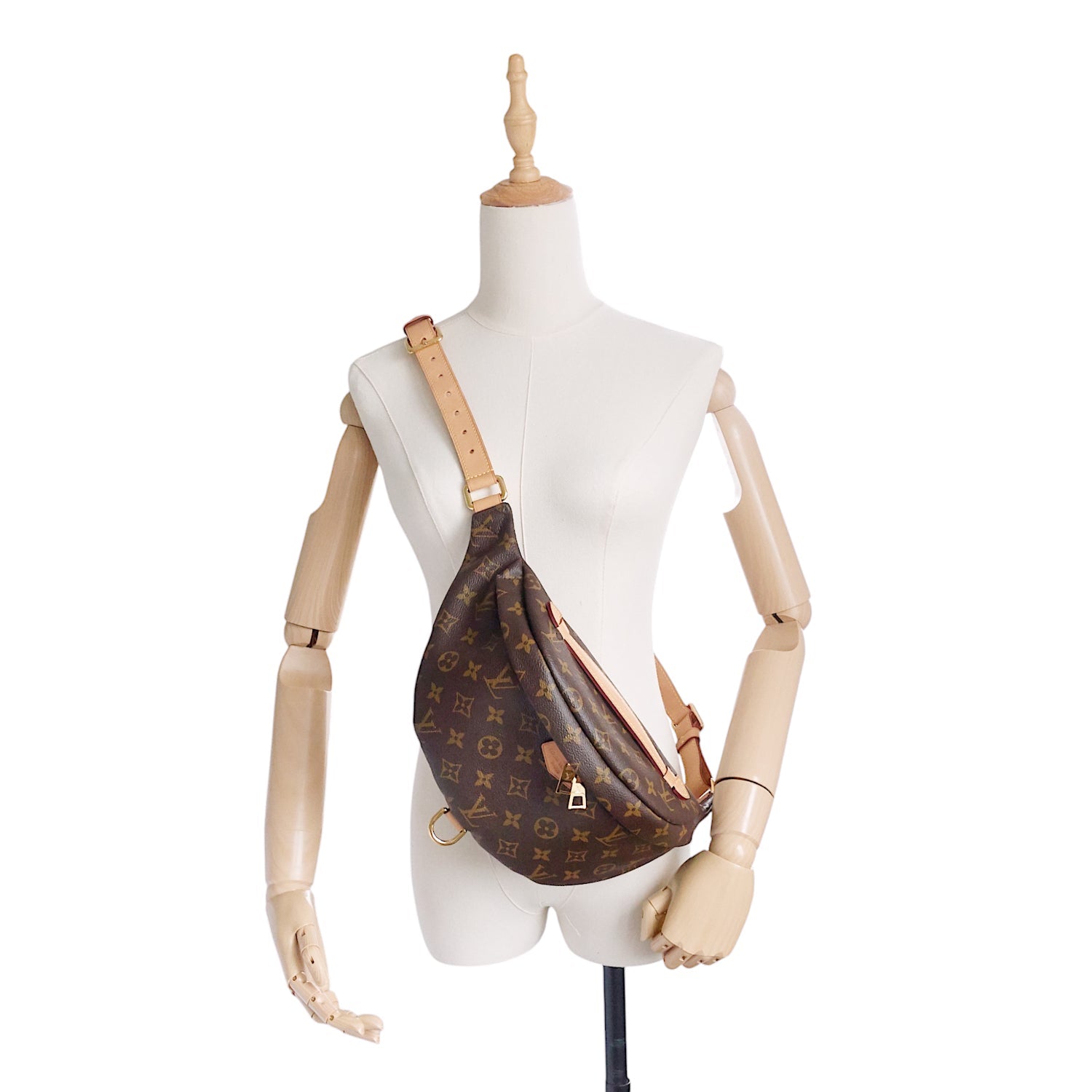 Louis Vuitto Monogram Canvas Bum Bag