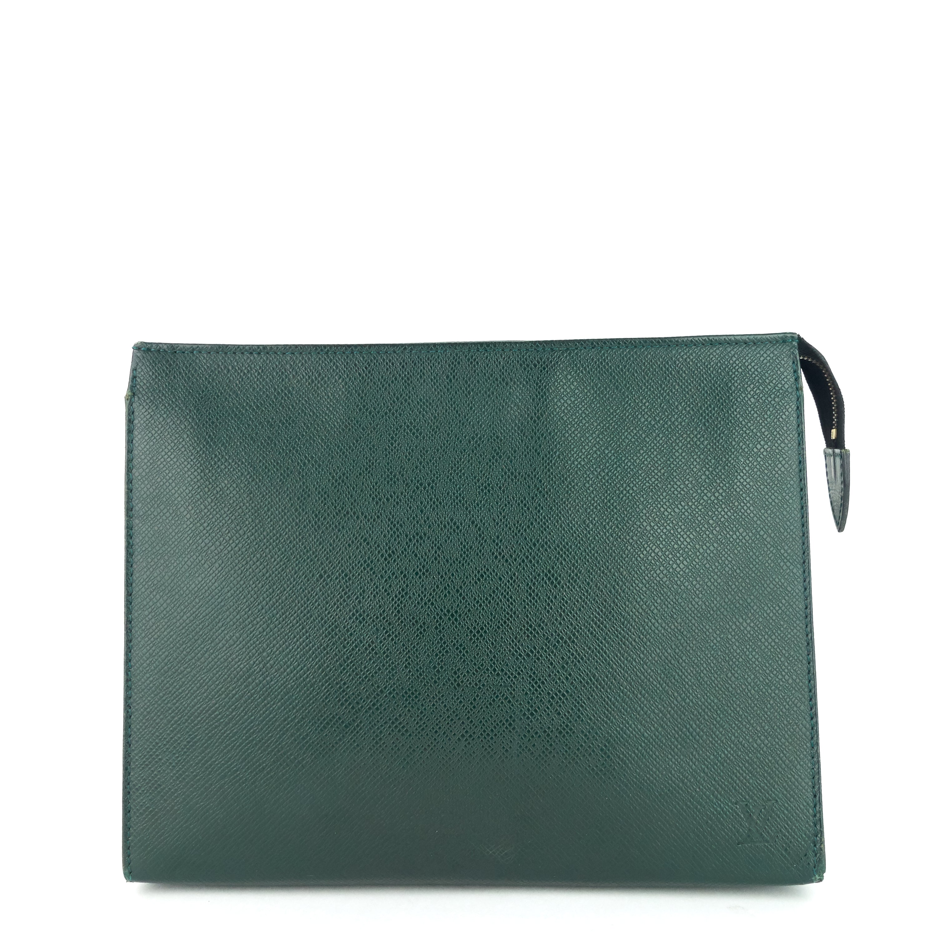Louis Vuitto Toiletry 26 Epicea Taiga Leather Pouch