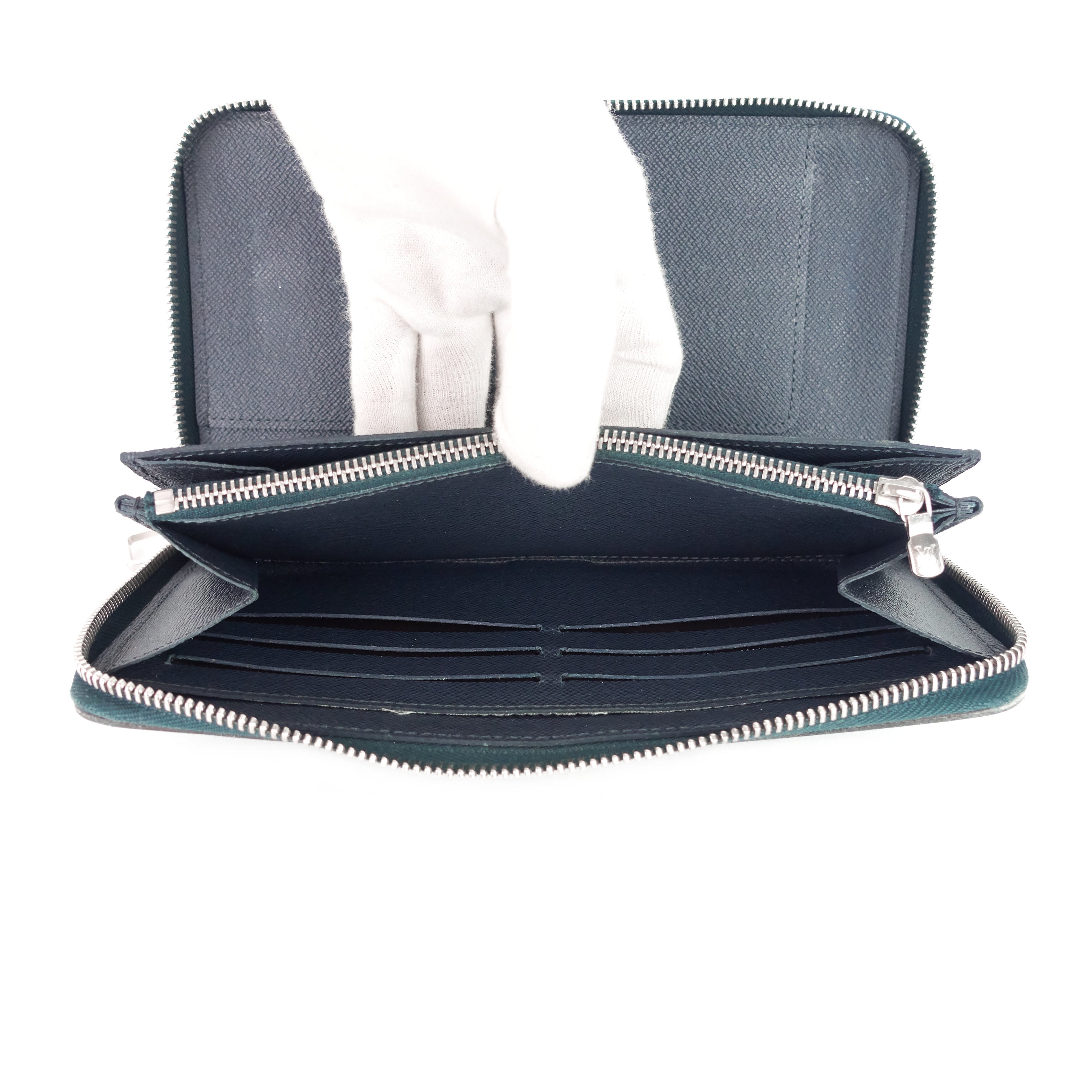 Louis Vuitto Zippy Navy Blue Epi Leather Organizer Wallet