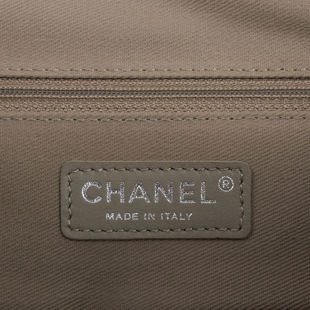 Chanel Chic Small MatelassÃ© Caviar Leather Tote Bag