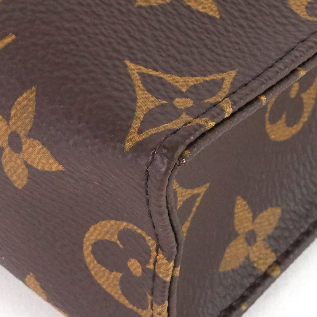 Louis Vuitto Toiletry 26 Monogram Canvas Bag