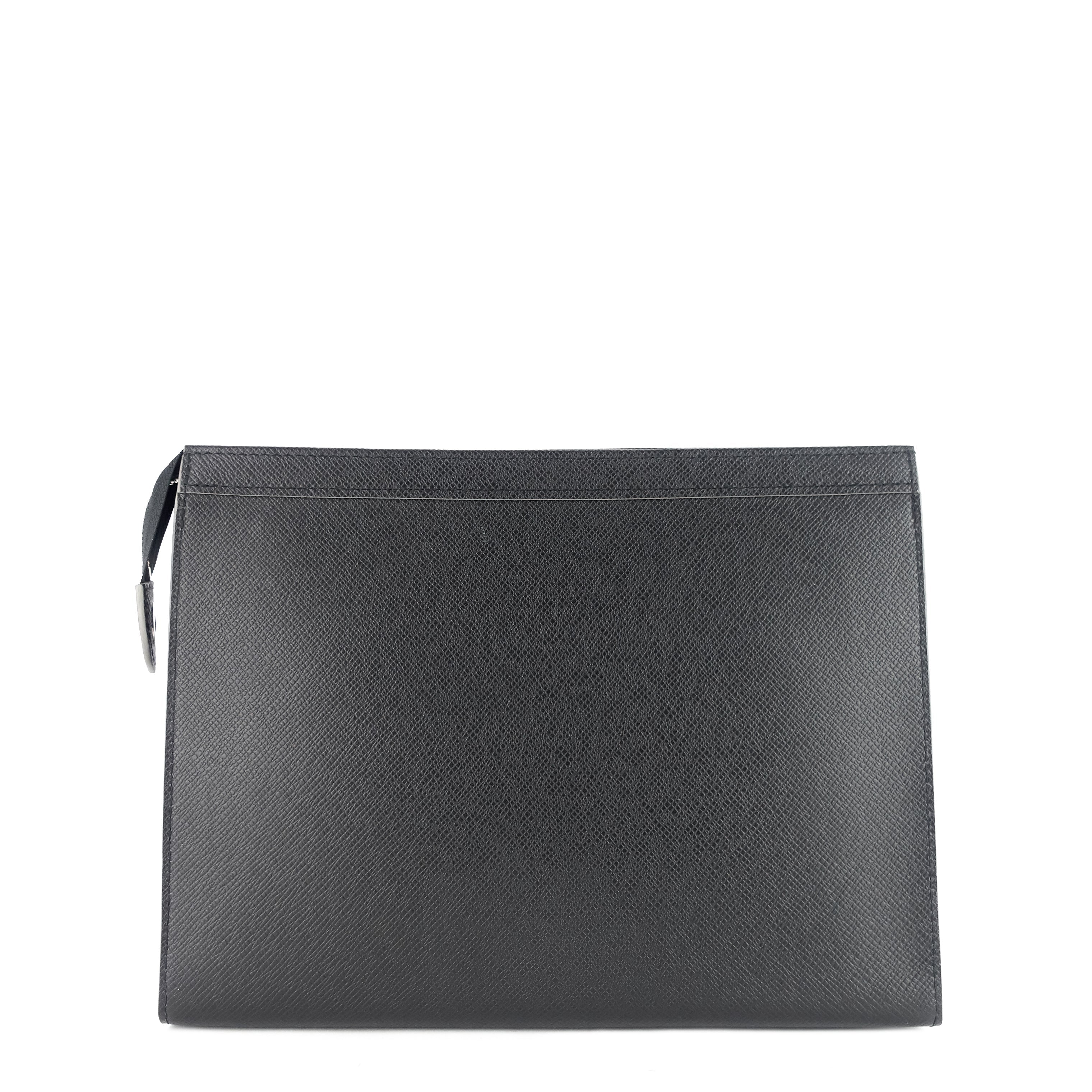Louis Vuitto Voyage MM Taiga Leather Pochette Bag