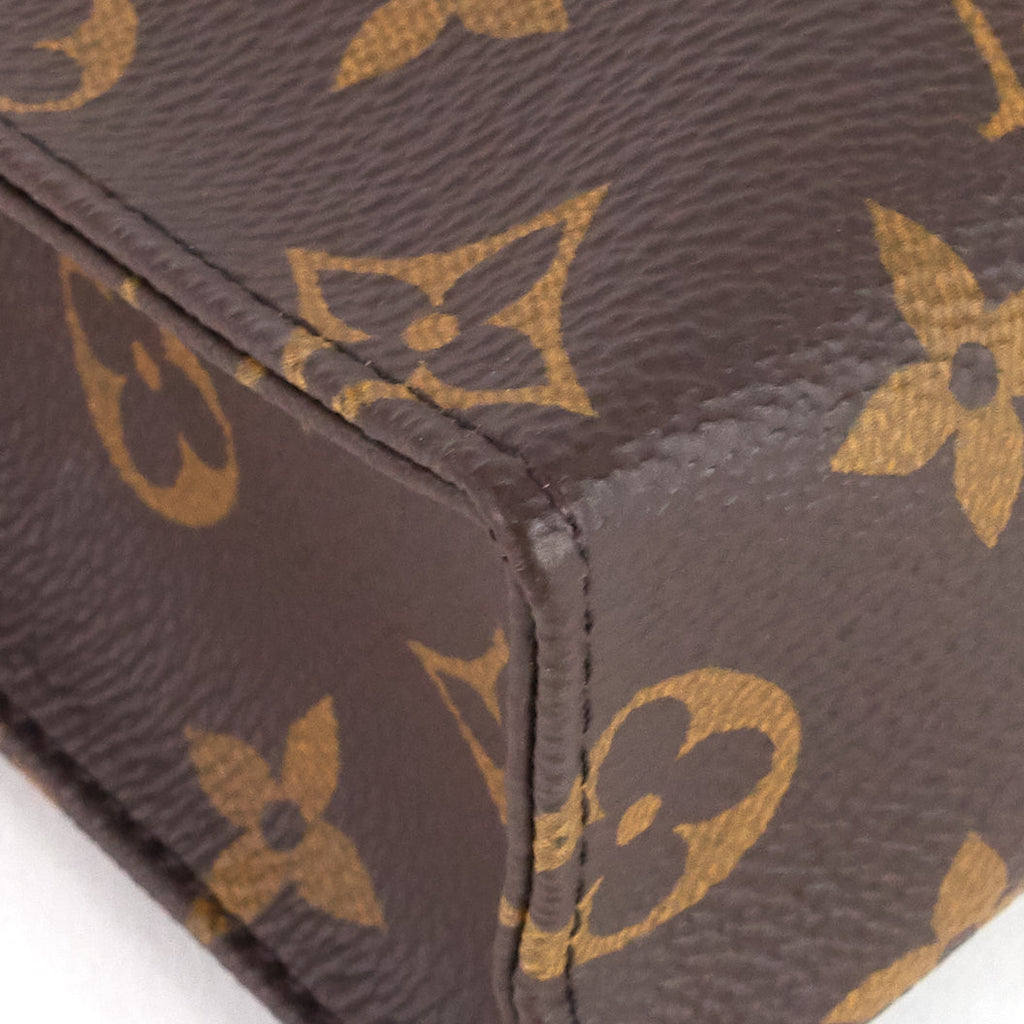 Louis Vuitto Toiletry 26 Monogram Canvas Bag