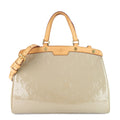 Louis Vuitto Brea MM Beige Poudre Monogram Vernis Leather Bag