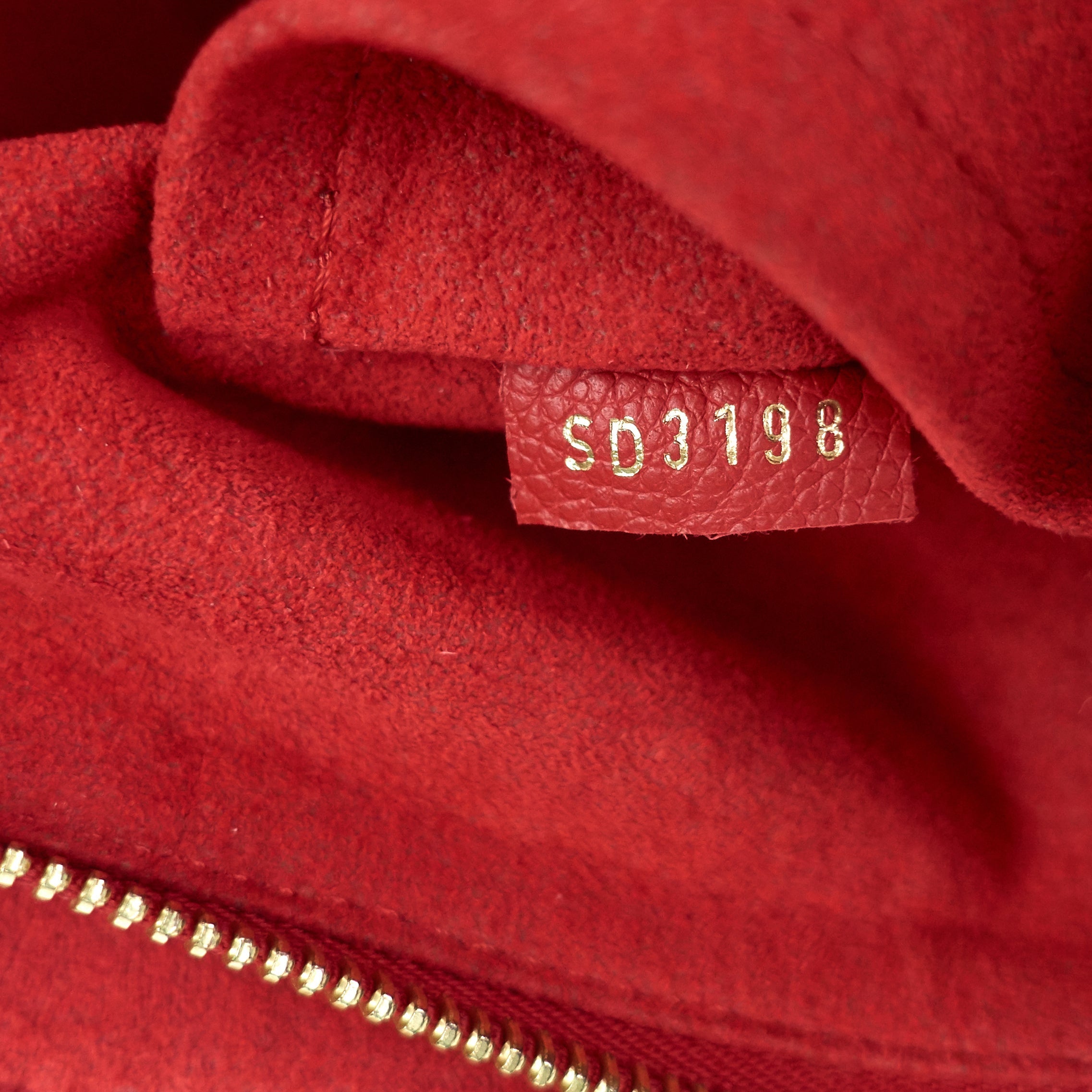 Louis Vuitto SurÃ¨ne MM Monogram Canvas and Calfskin Leather Tote Bag