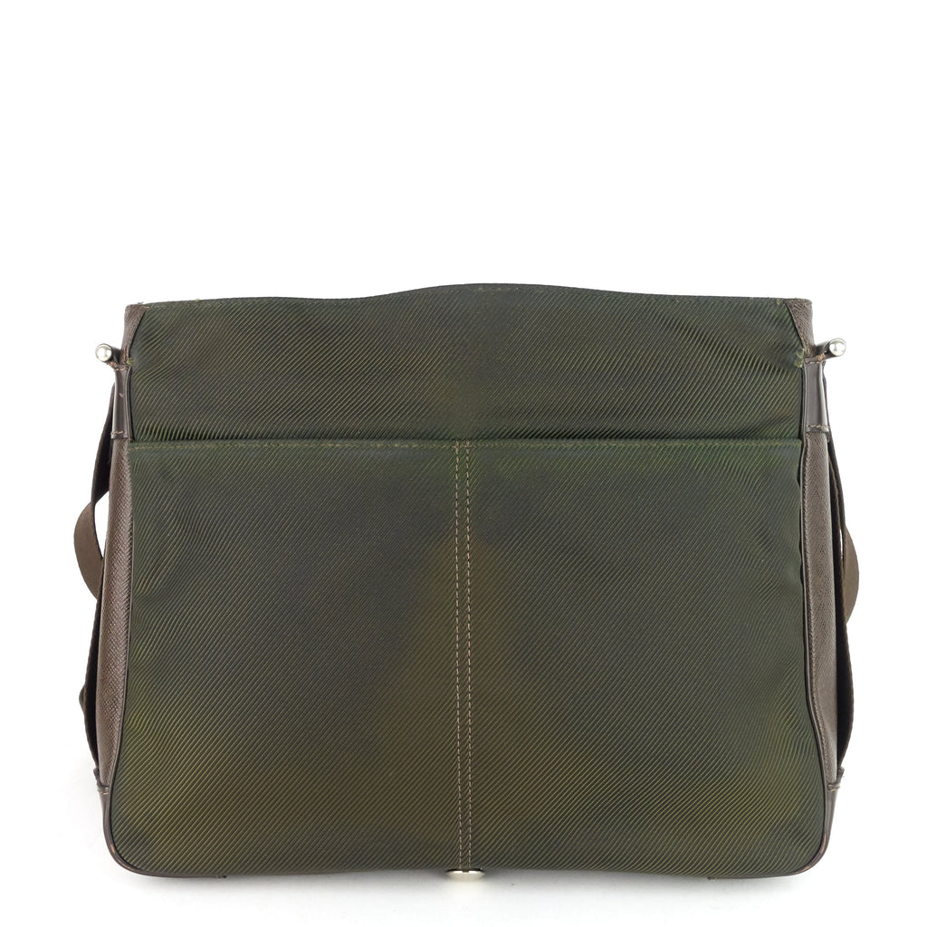 Louis Vuitto Viktor Taiga Leather Messenger Bag