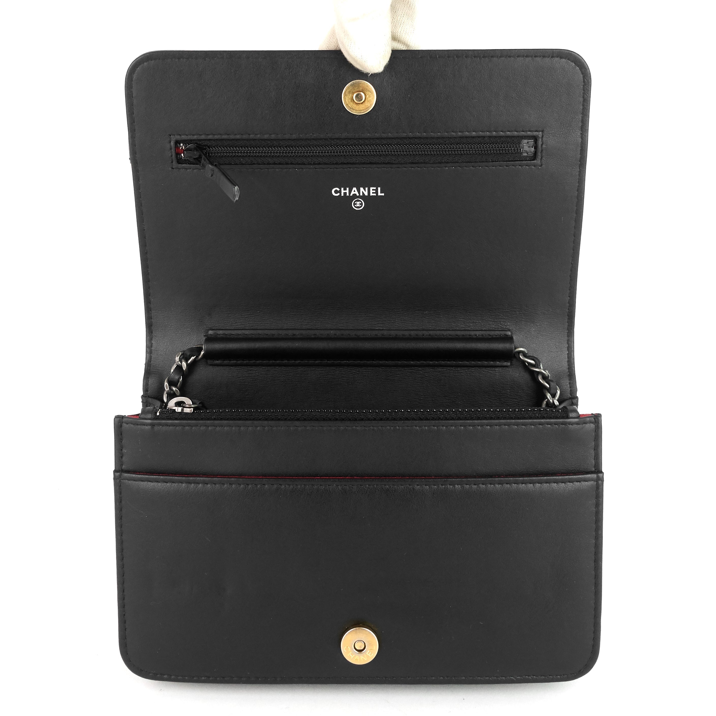 Chanel Gabrielle MatelassÃ© Calfskin Wallet on Chain WOC
