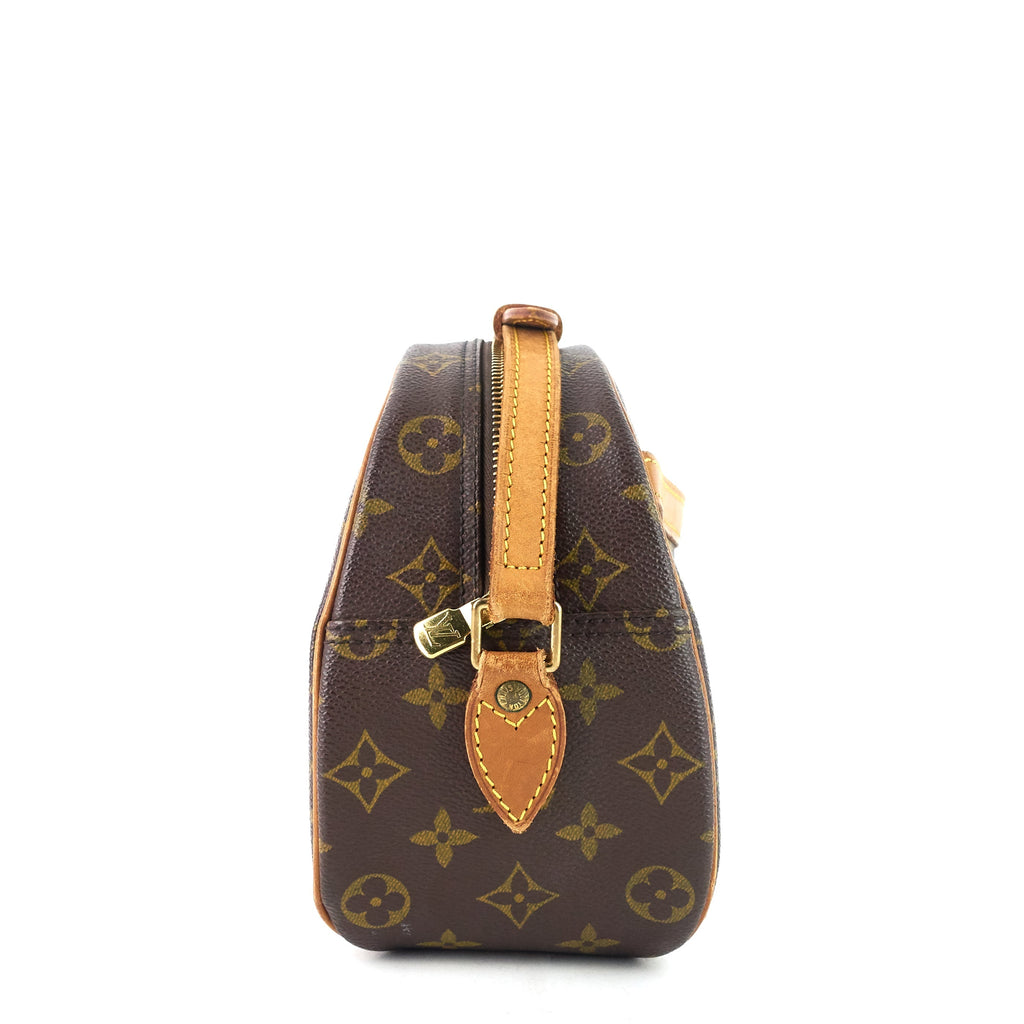 Louis Vuitto Blois Monogram Canvas Crossbody Bag