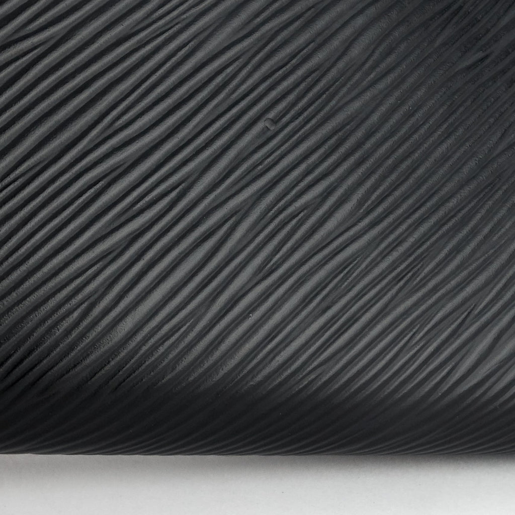 Louis Vuitto Twist Long Black Epi Leather Wallet