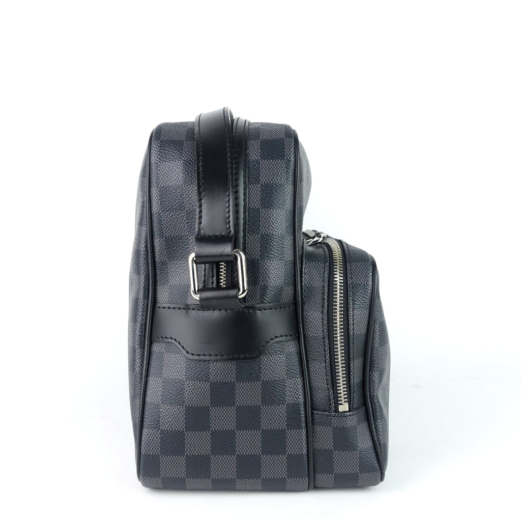 Louis Vuitto Leoh Damier Graphite Canvas Messenger Bag