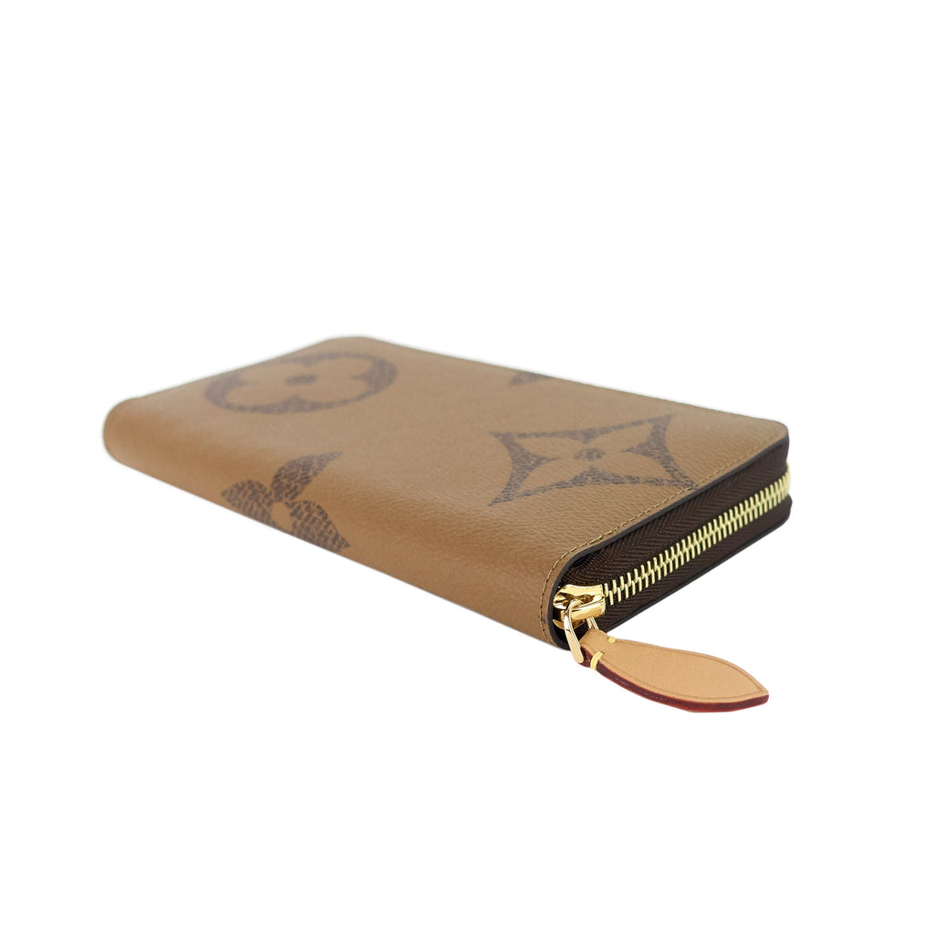 Louis Vuitto Zippy Giant Reverse Monogram Canvas Wallet