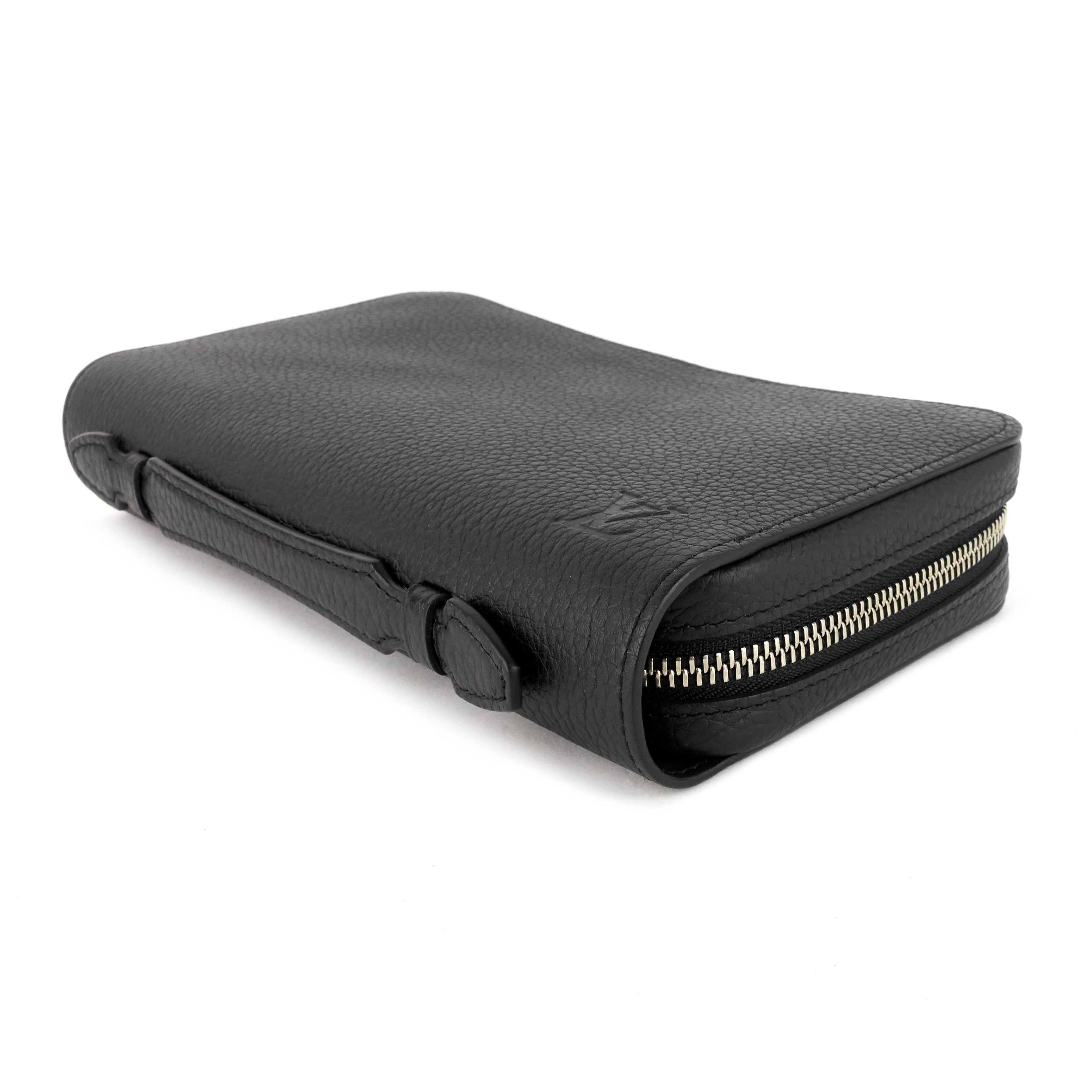 Louis Vuitto Zippy XL Taurillon Leather Organizer
