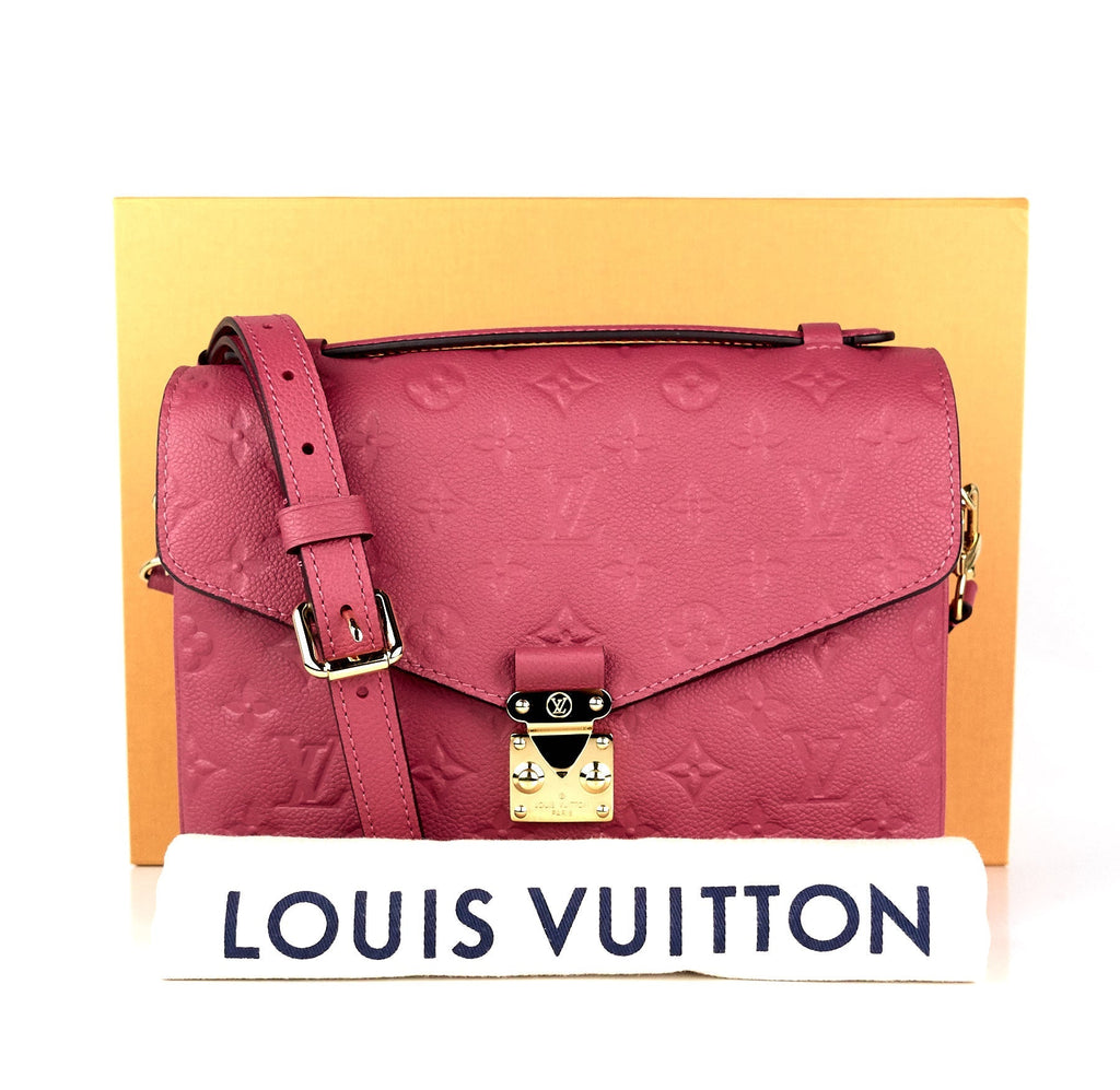 Louis Vuitto Pochette Metis Monogram Canvas Bag