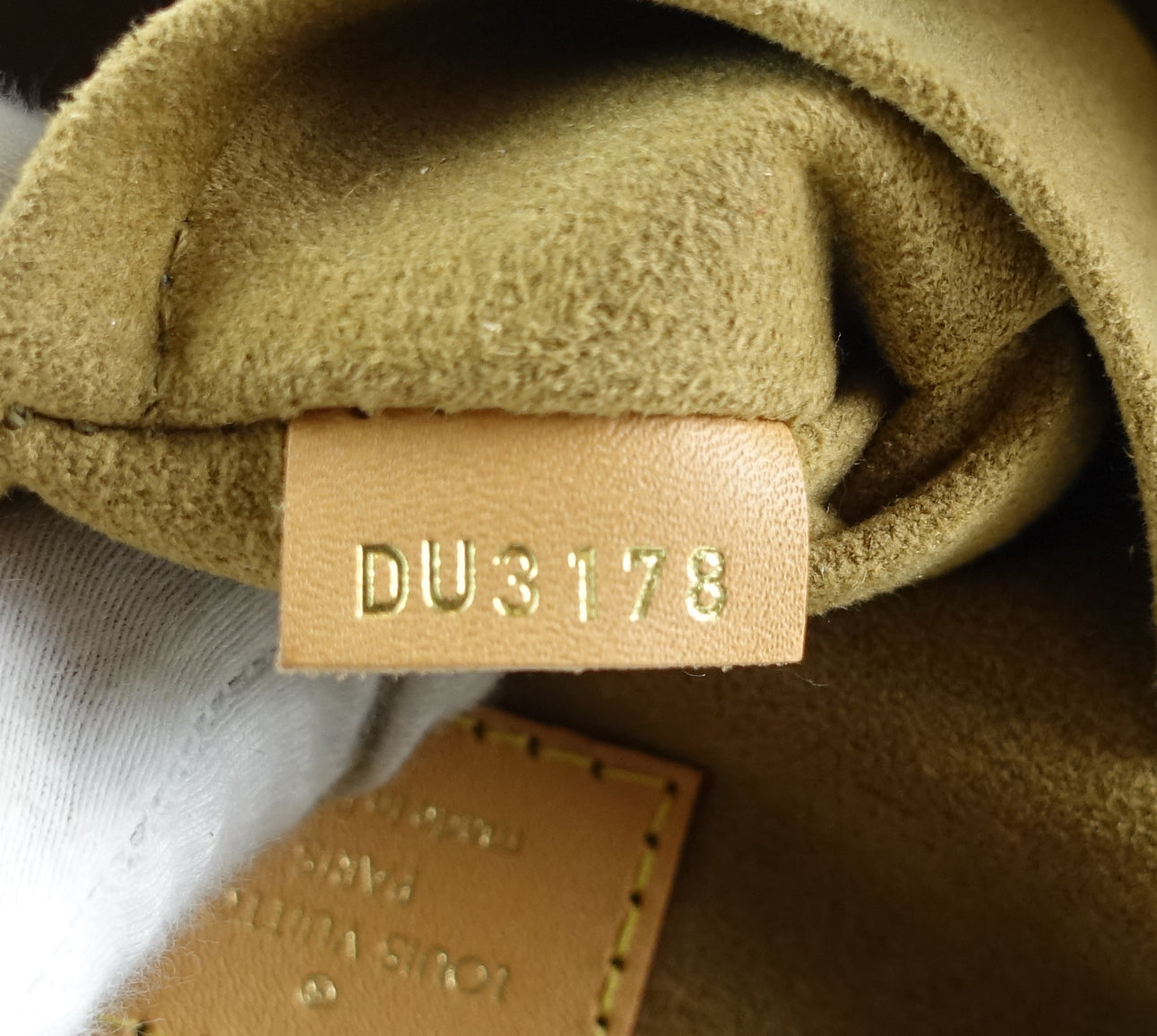 Louis Vuitto Boite Chapeau Souple Monogram Canvas Bag
