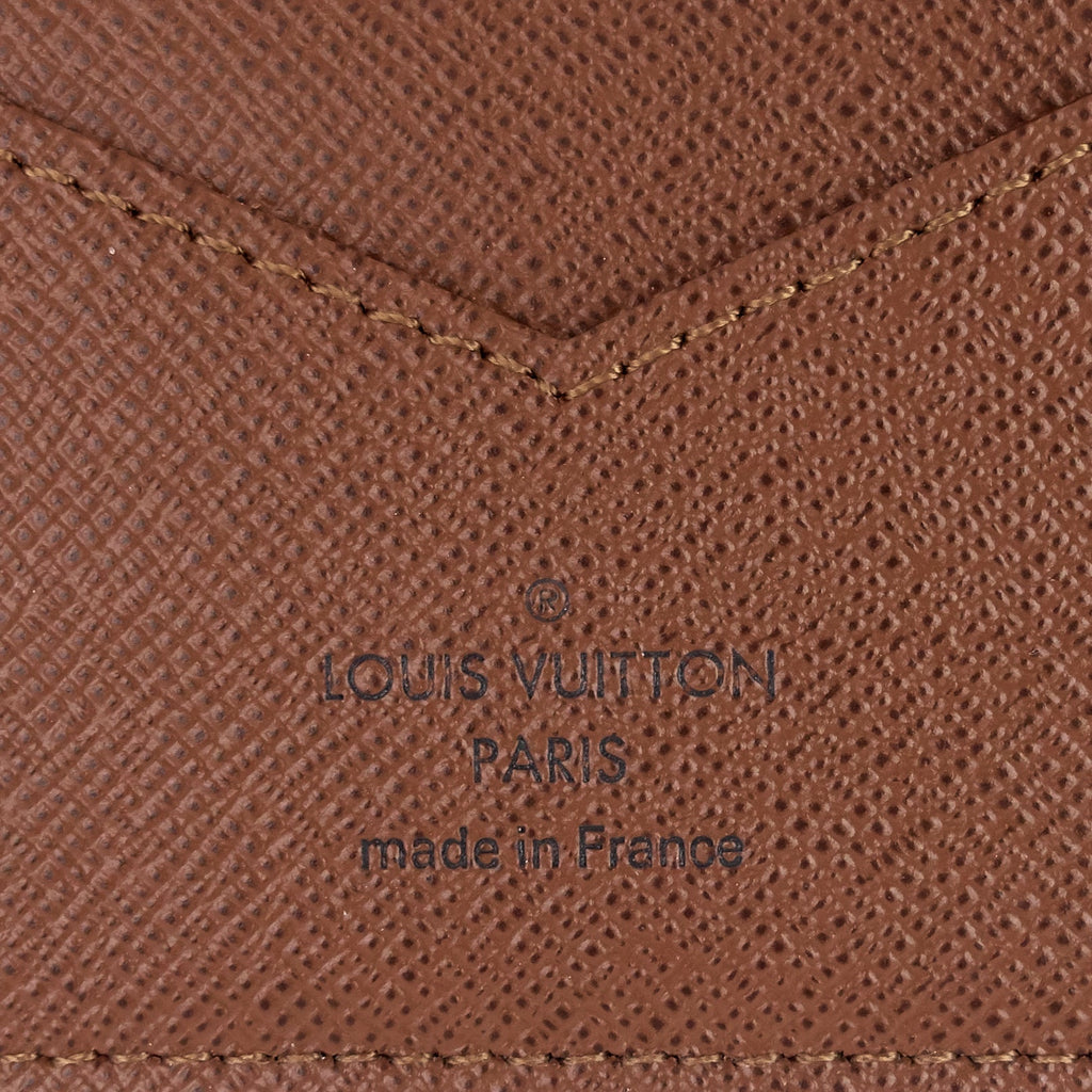 Louis Vuitto Passport Monogram Canvas Cover