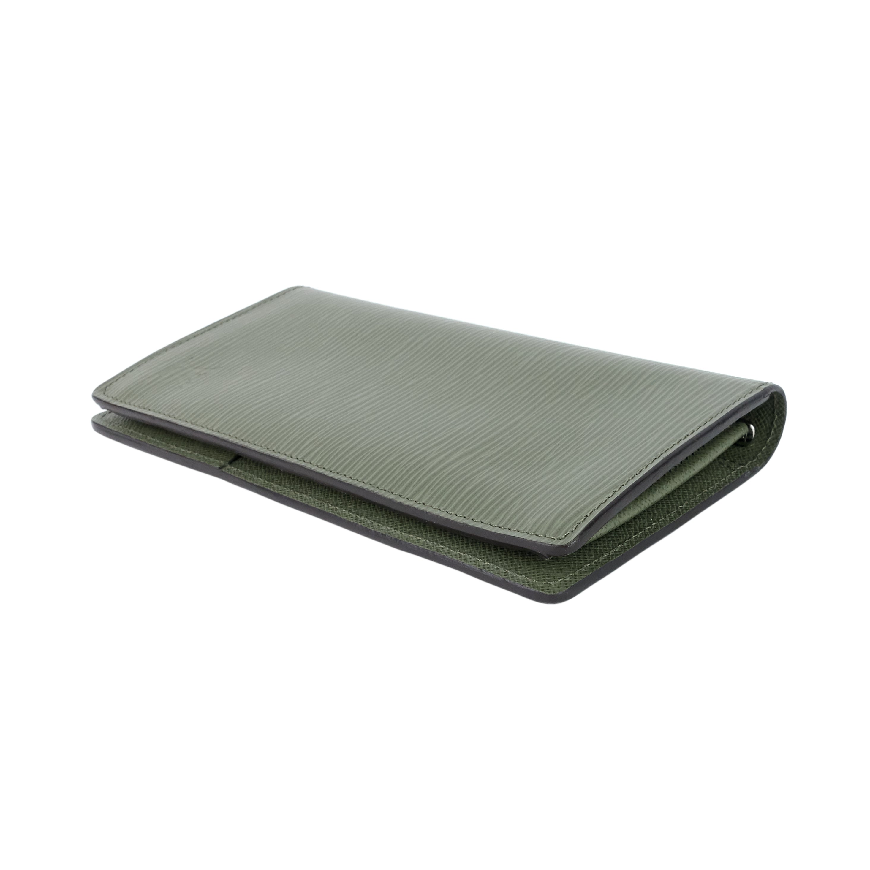 Louis Vuitto Brazza Green Epi Leather Wallet