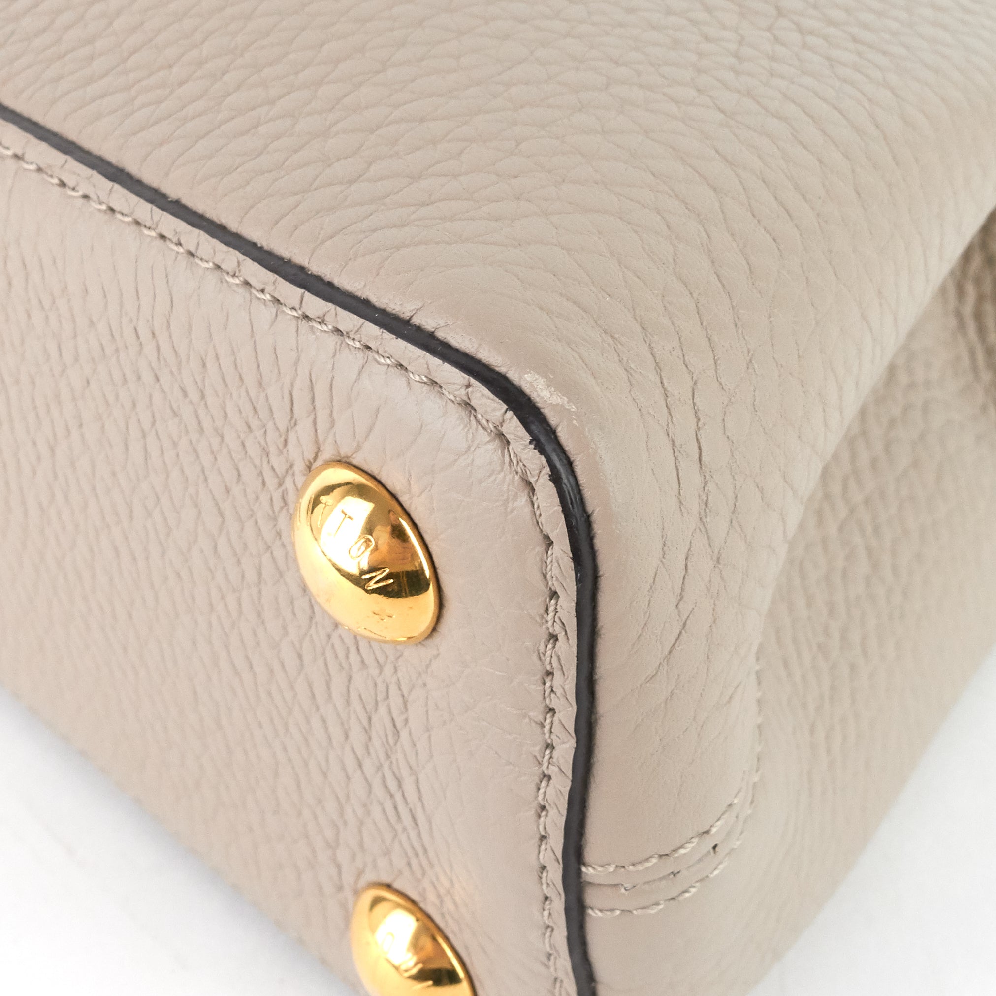 Louis Vuitto Capucines BB Taurillon Leather Bag
