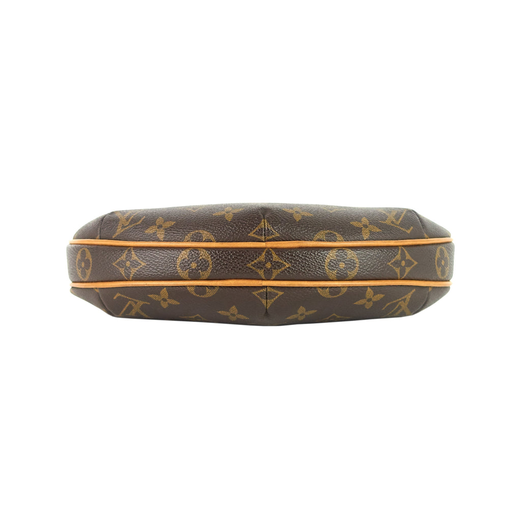 Louis Vuitto Croissant PM Monogram Canvas Bag