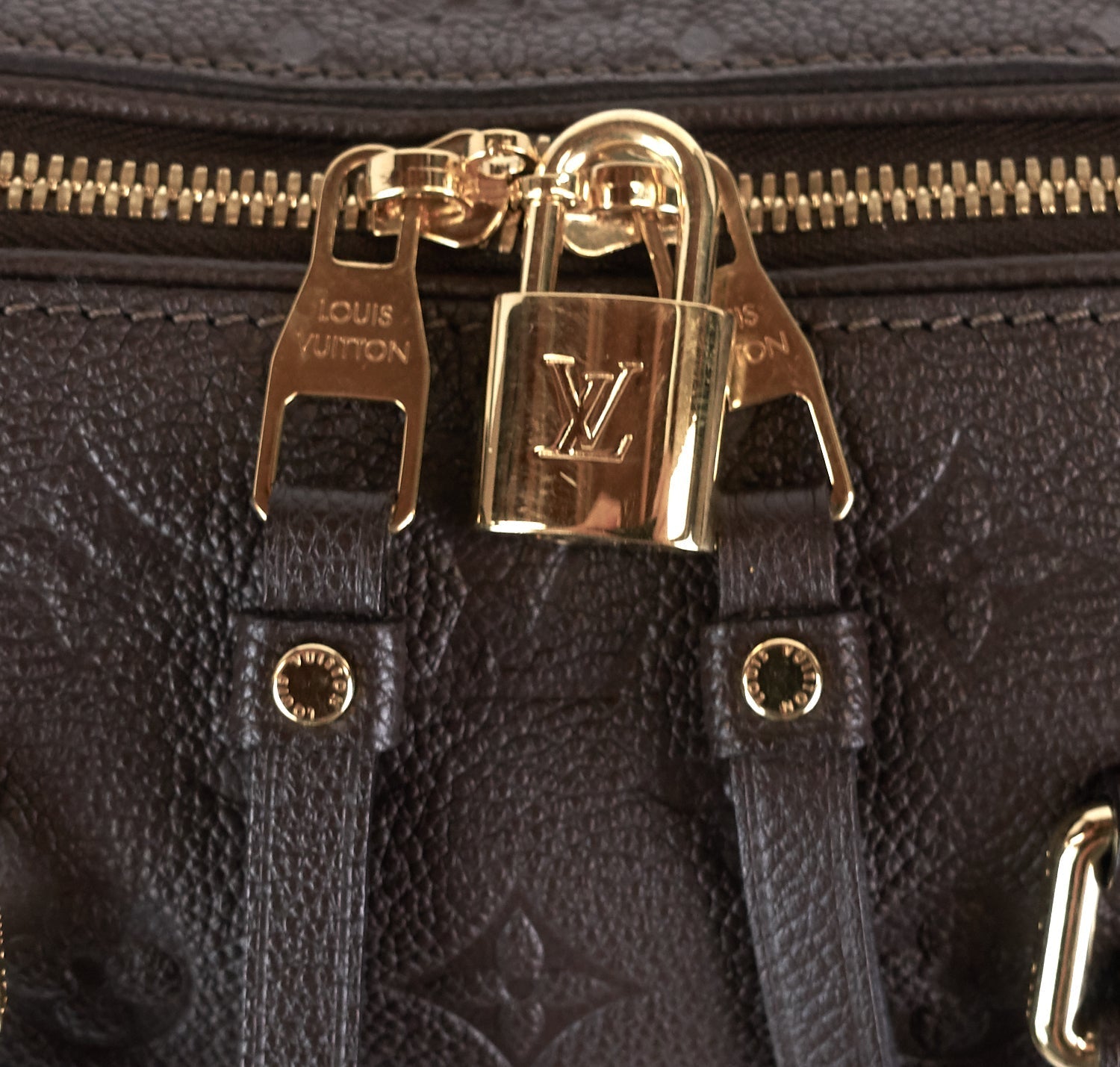 Louis Vuitto Speedy 25 Bandouliere Empreinte Monogram Leather Bag