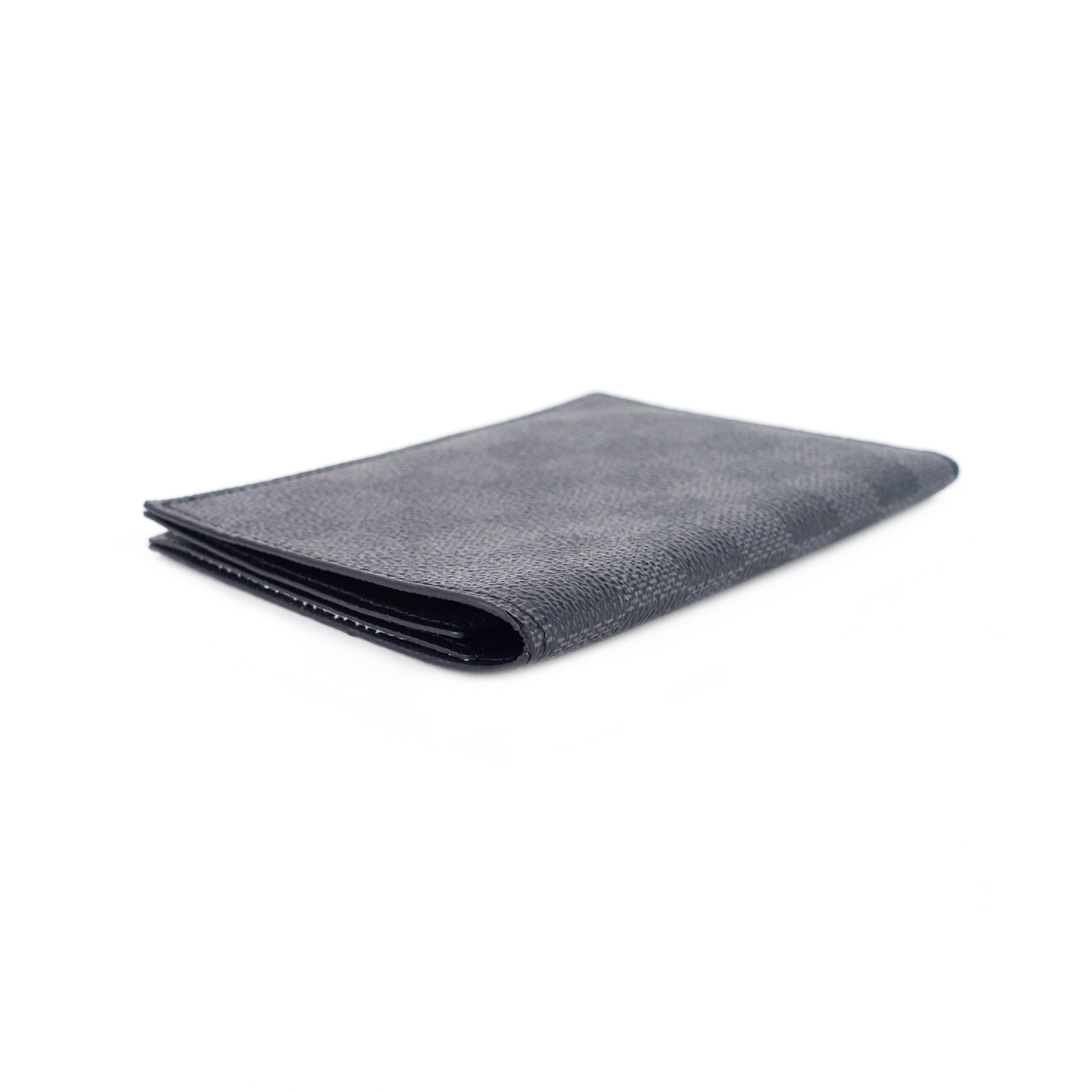 Louis Vuitto Passport Damier Graphite Canvas Cover