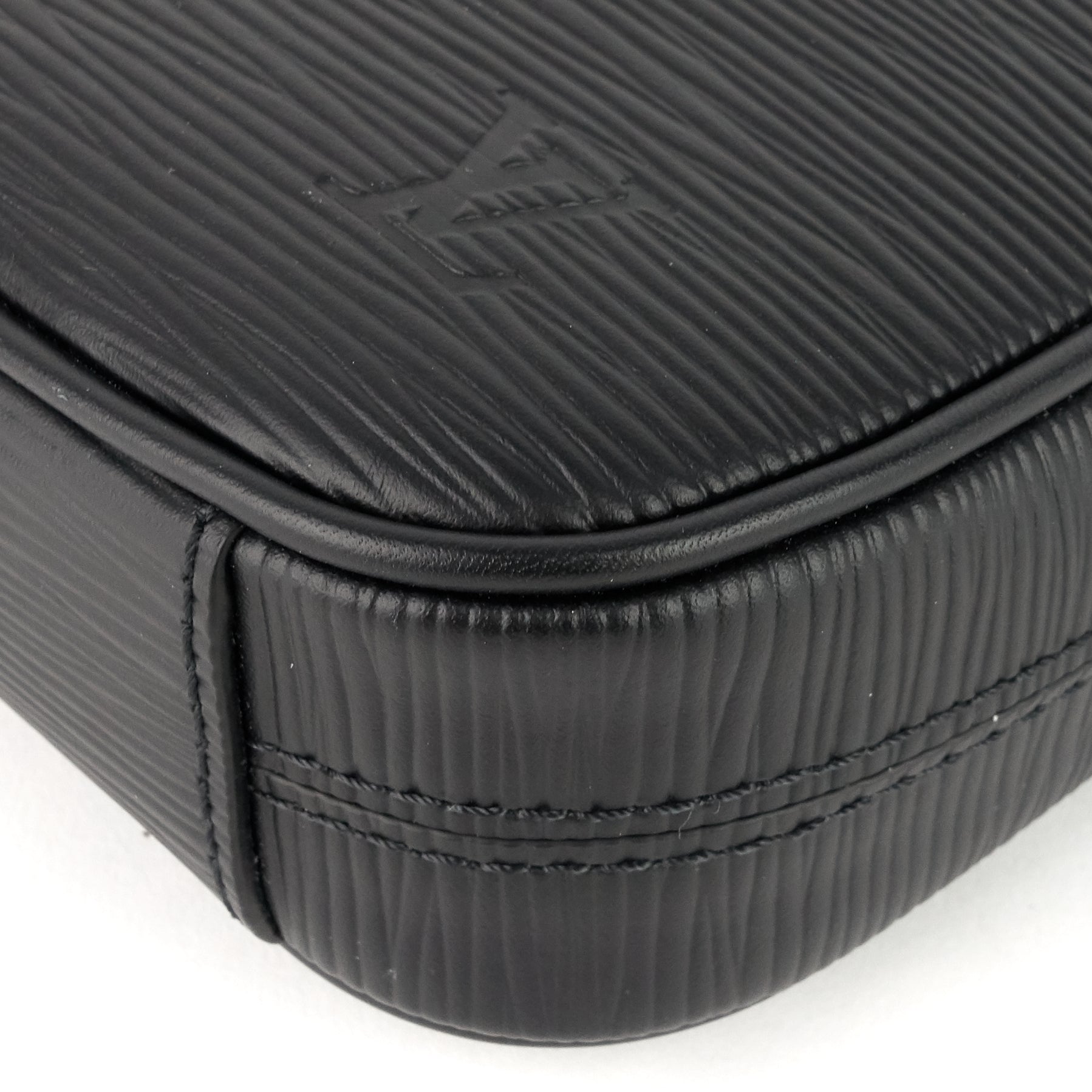 Louis Vuitto Danube Slim Black Epi Leather Bag