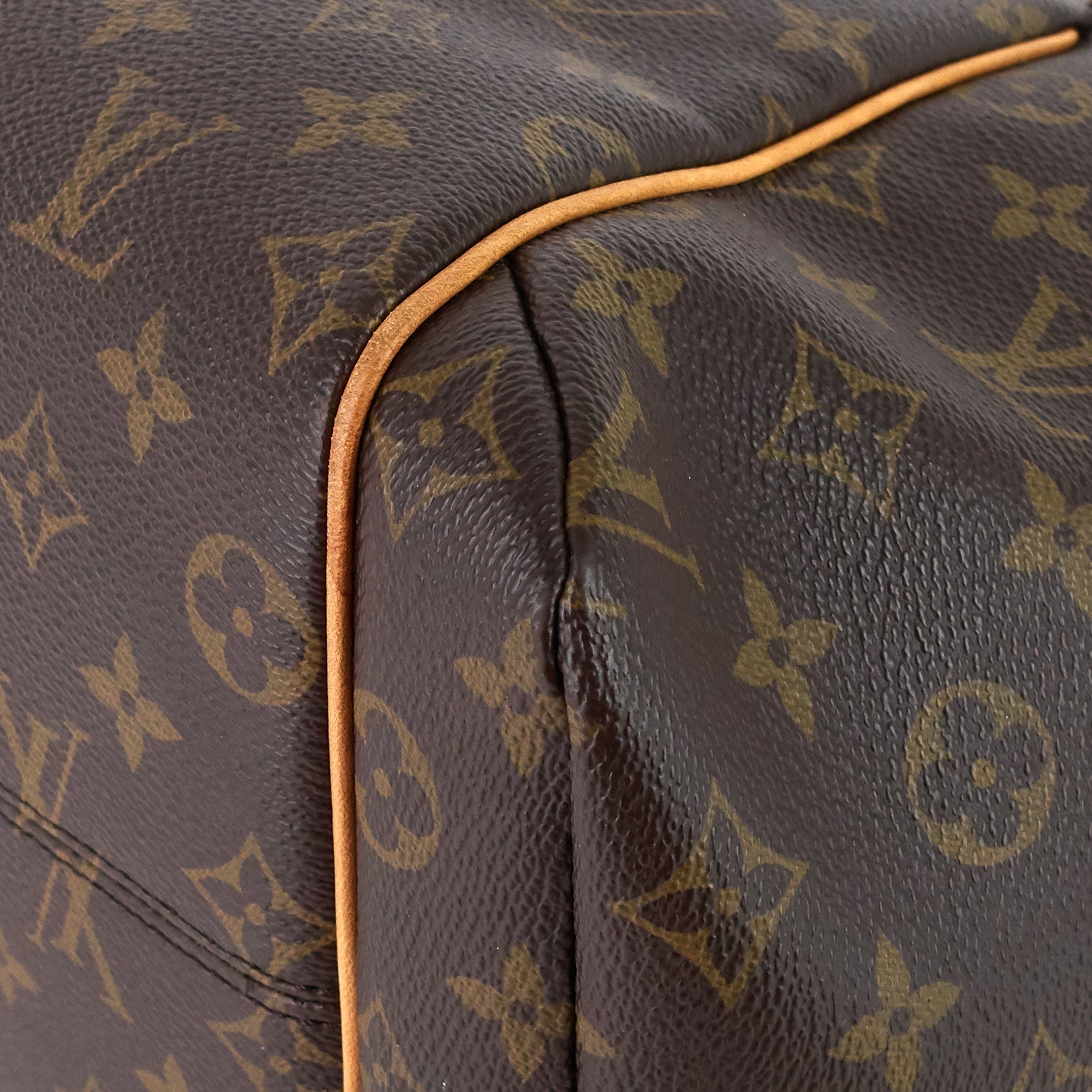 Louis Vuitto Totally MM Monogram Canvas Bag