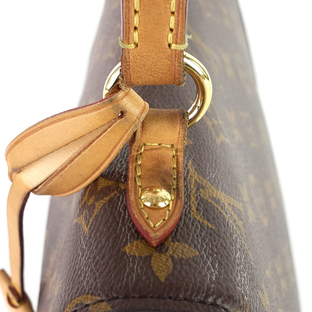 Louis Vuitto Cluny BB Monogram Canvas Bag