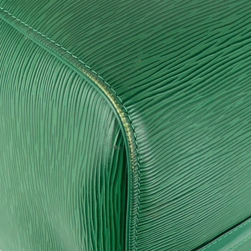 Louis Vuitto Keepall 50 Green Epi Leather Bag