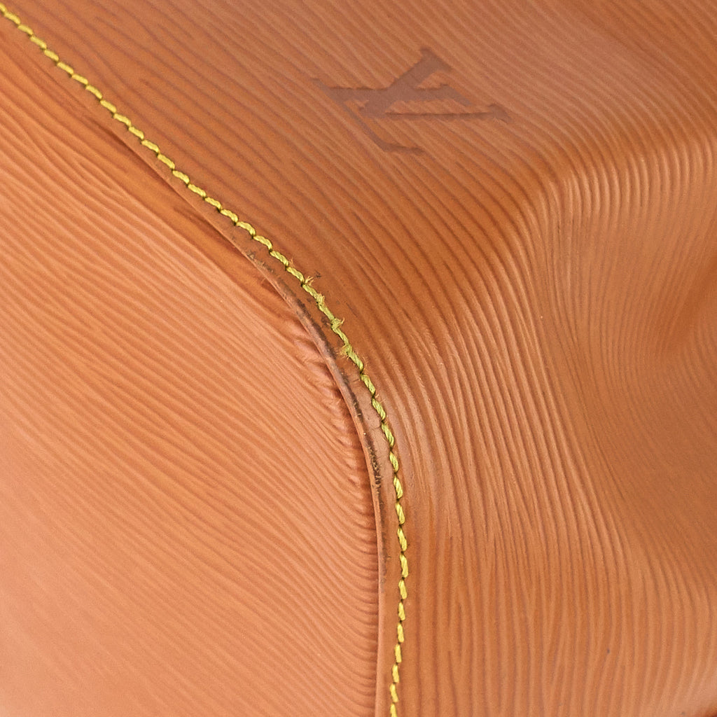 Louis Vuitto Petit NoÃ© Cipango Gold Epi Leather Bag