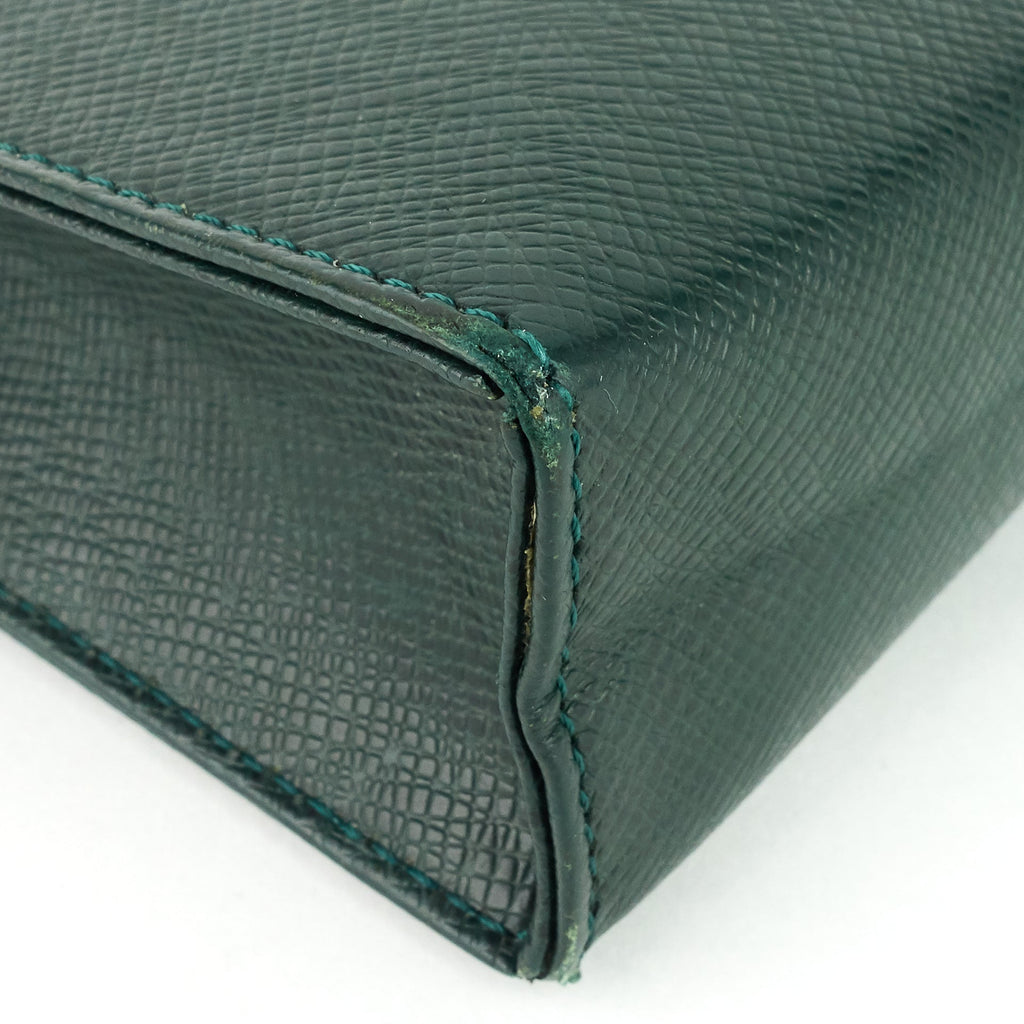 Louis Vuitto Toiletry 26 Epicea Taiga Leather Pouch
