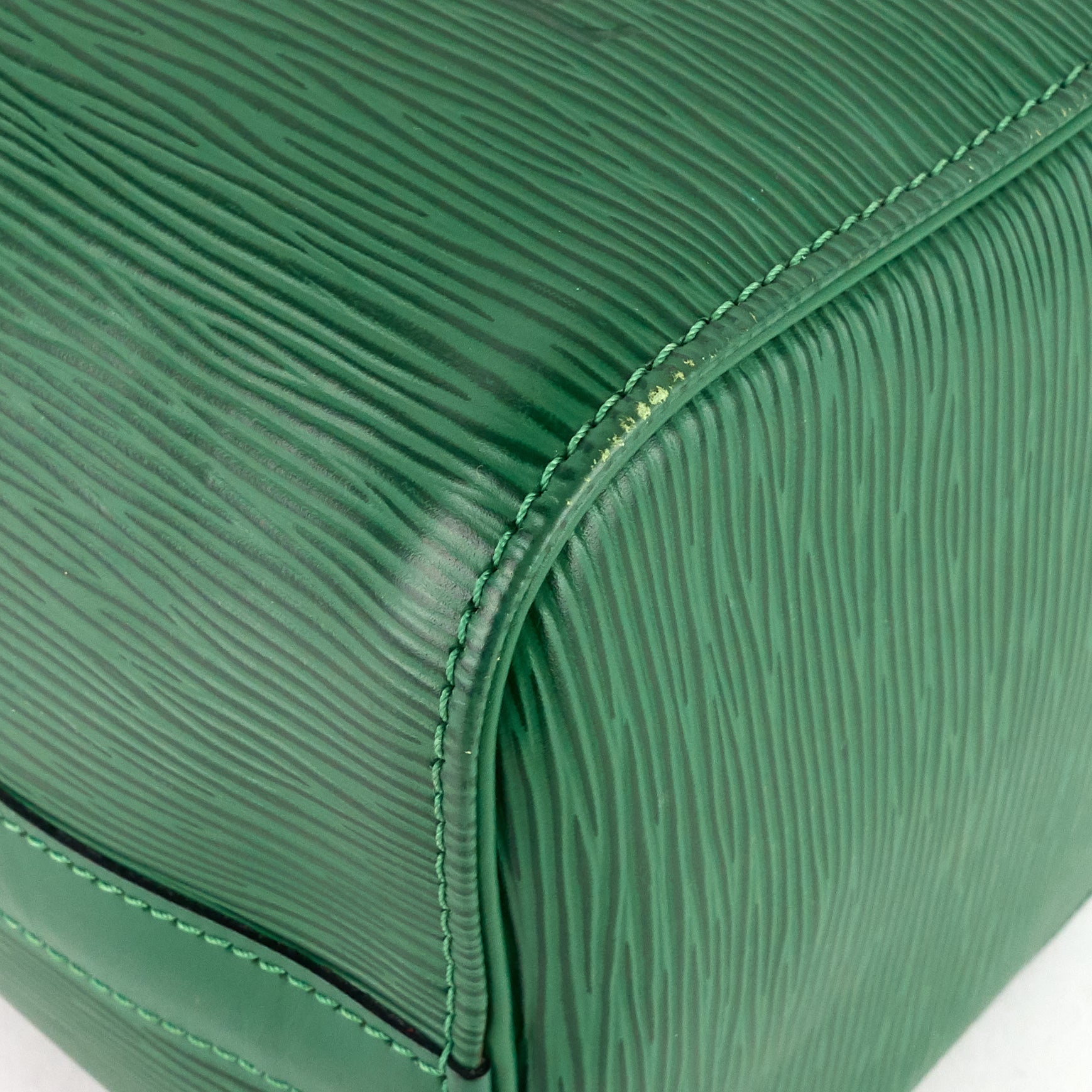 Louis Vuitto Speedy 25 Green Epi Leather Bag