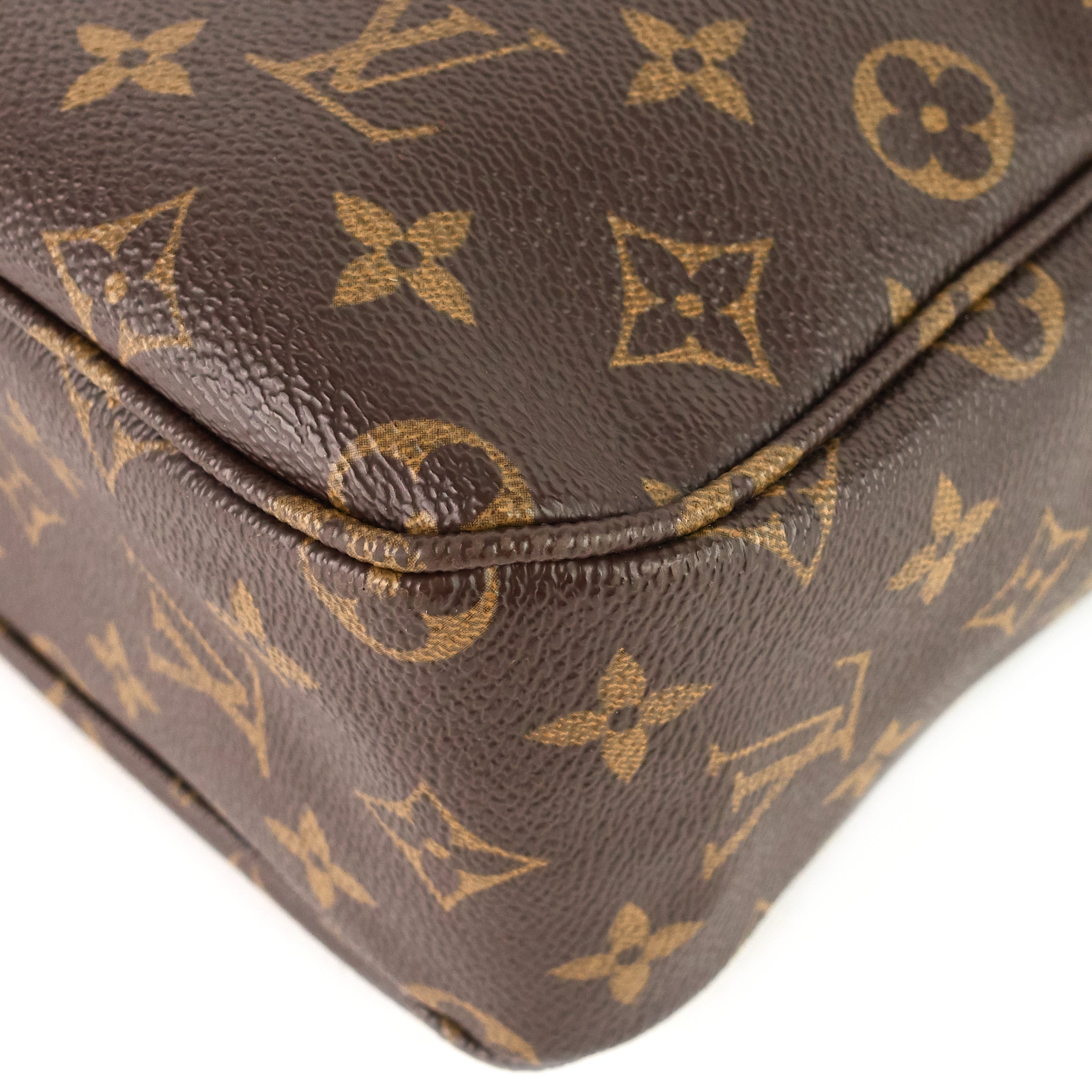 Louis Vuitto Sac Bosphore Monogram Canvas Messenger Bag