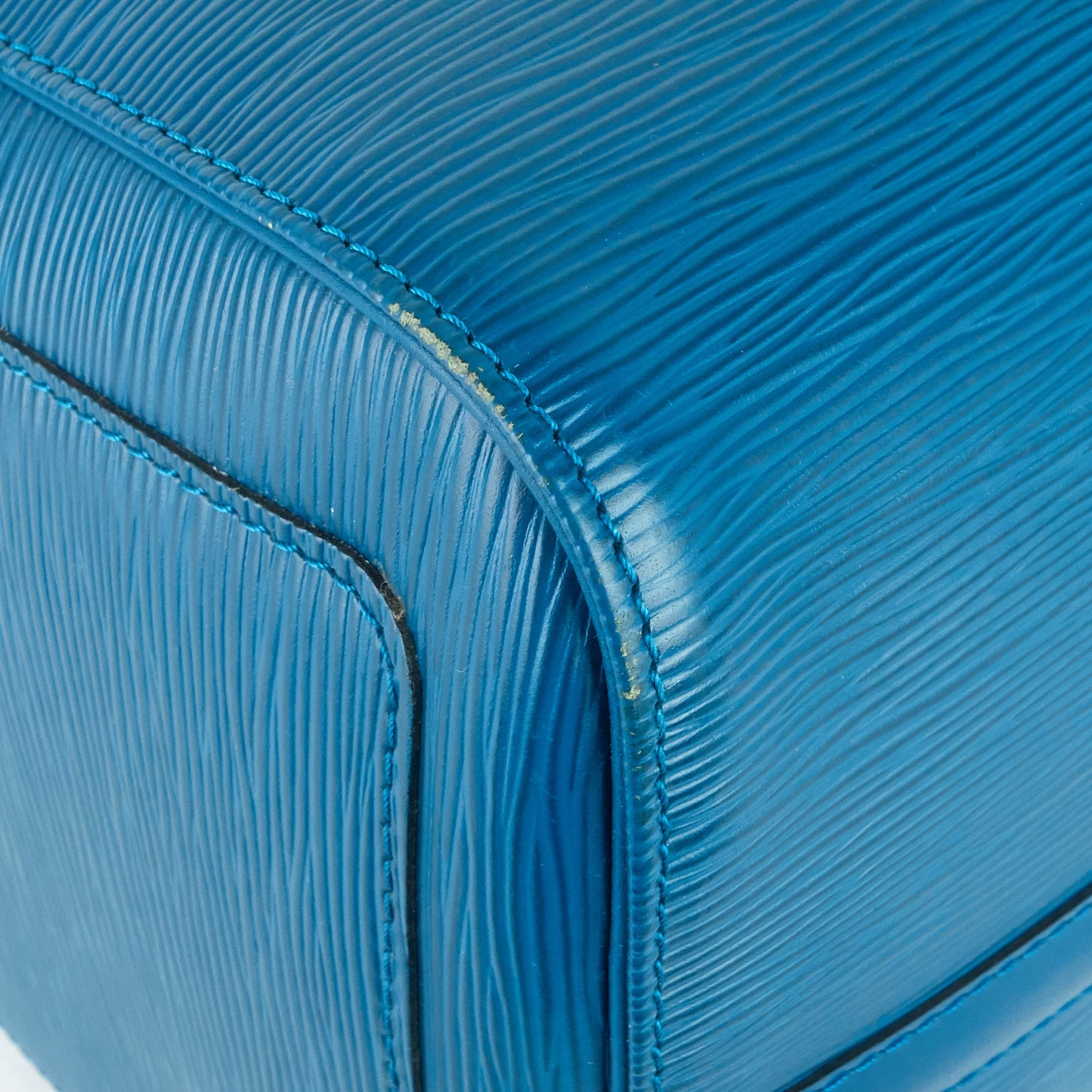 Louis Vuitto Keepall 45 Blue Epi Leather Bag