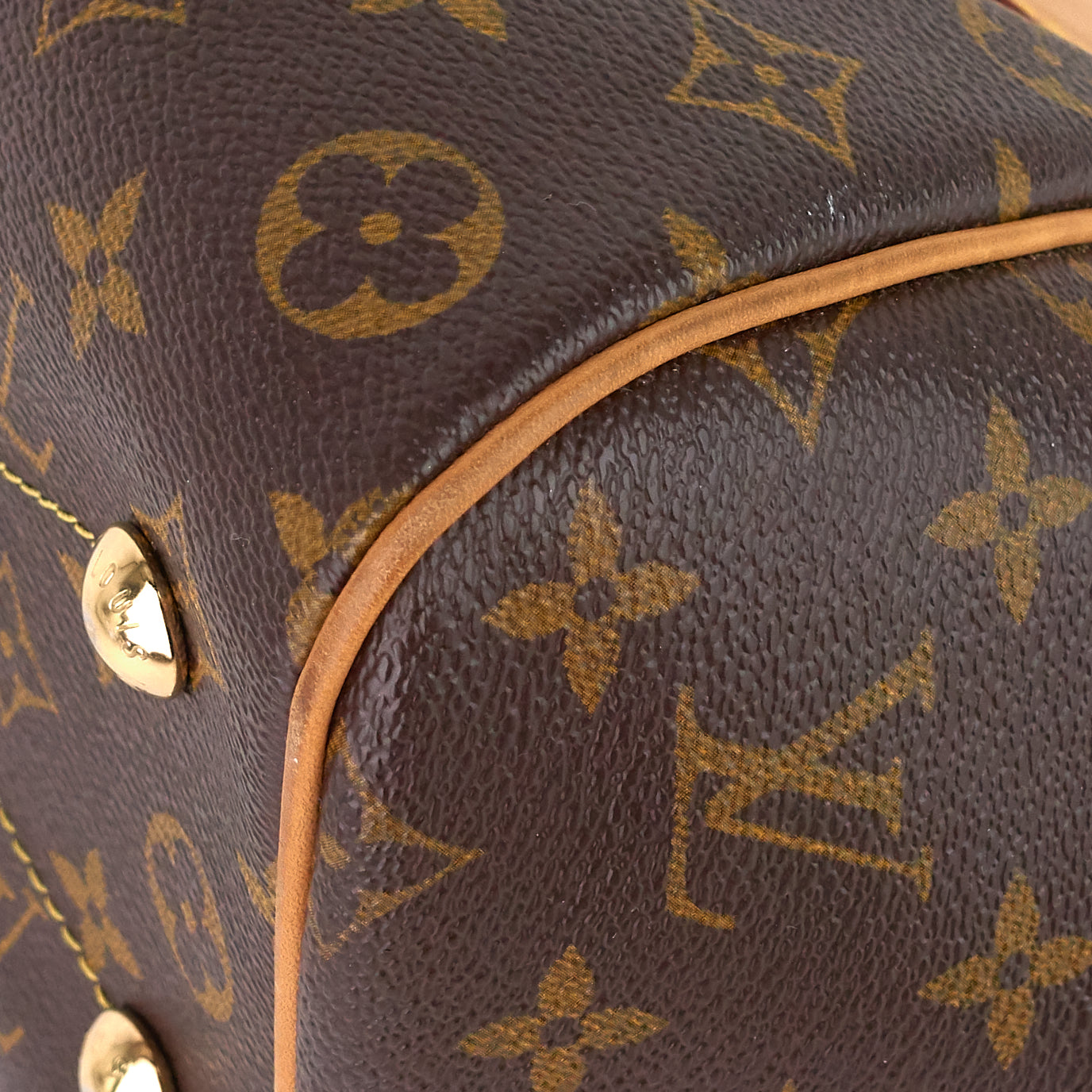 Louis Vuitto Tivoli PM Monogram Canvas Handbag
