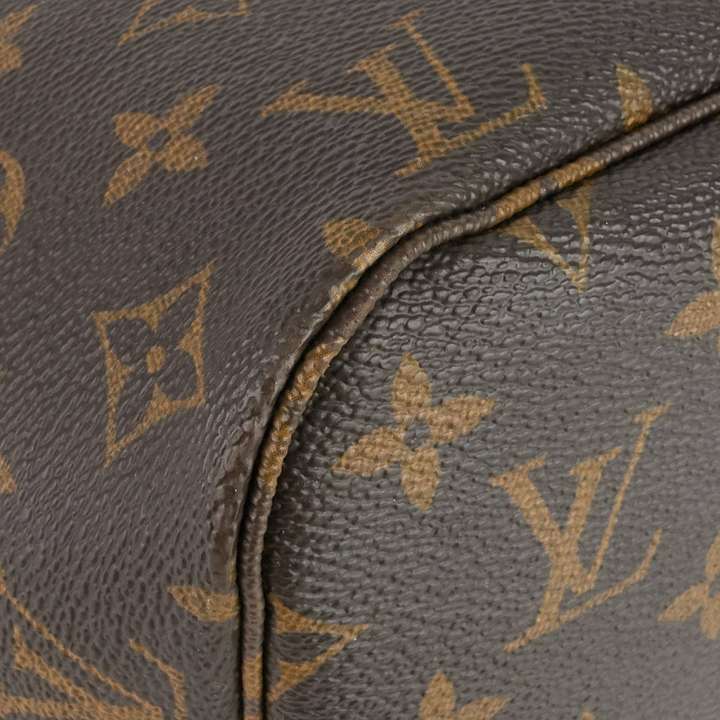 Louis Vuitto Neverfull MM Monogram Canvas Bag