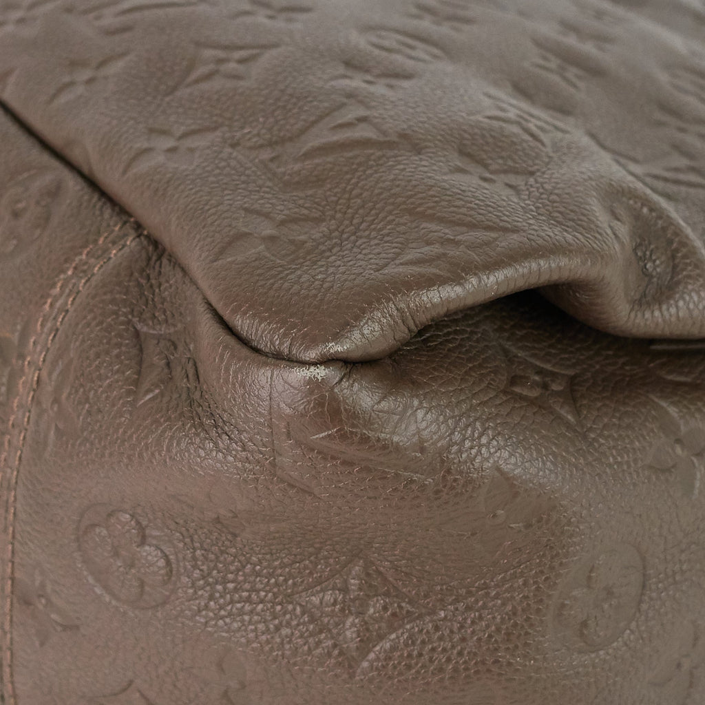 Louis Vuitto Artsy MM Monogram Empreinte Leather Handbag