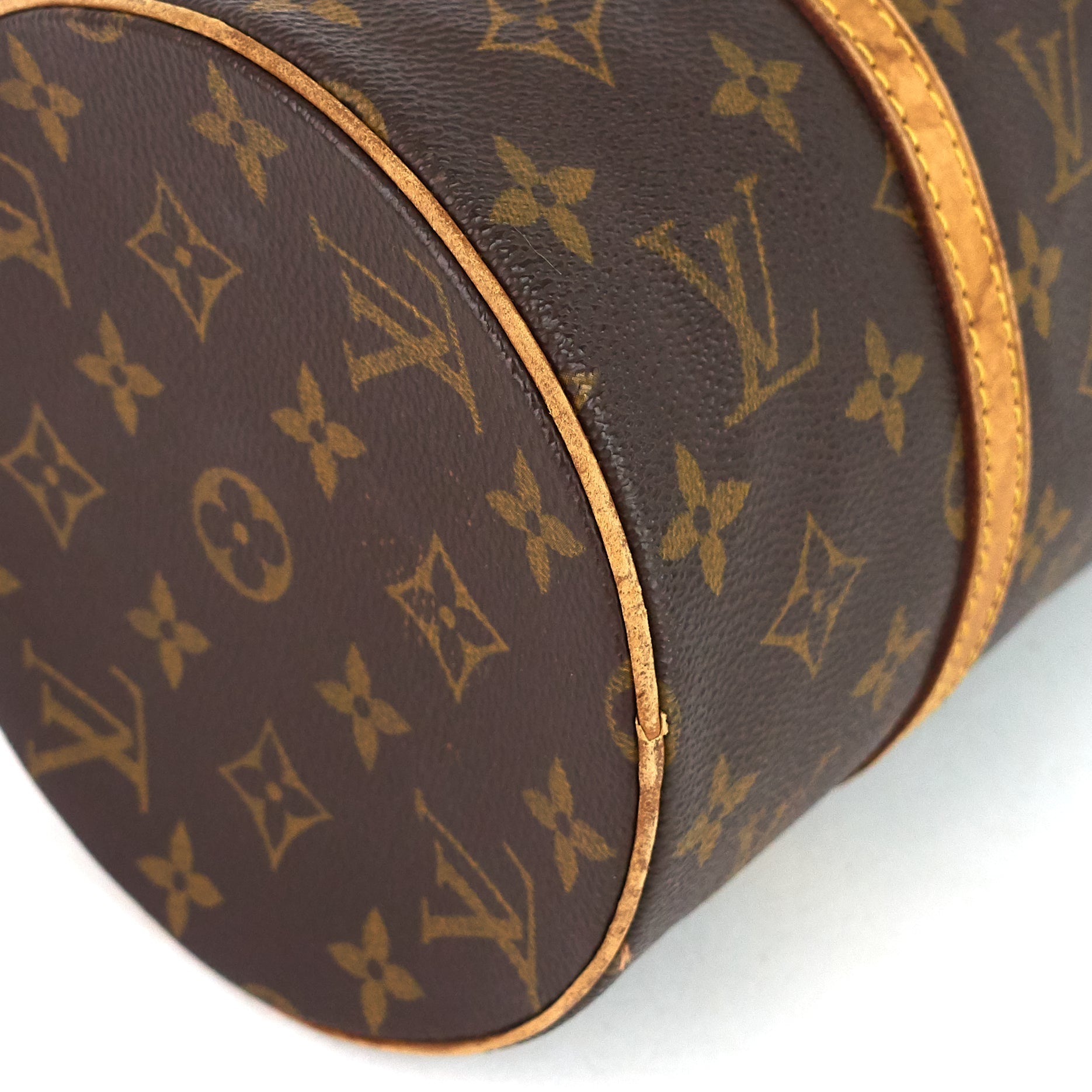 Louis Vuitto Papillon 30 Monogram Canvas Bag