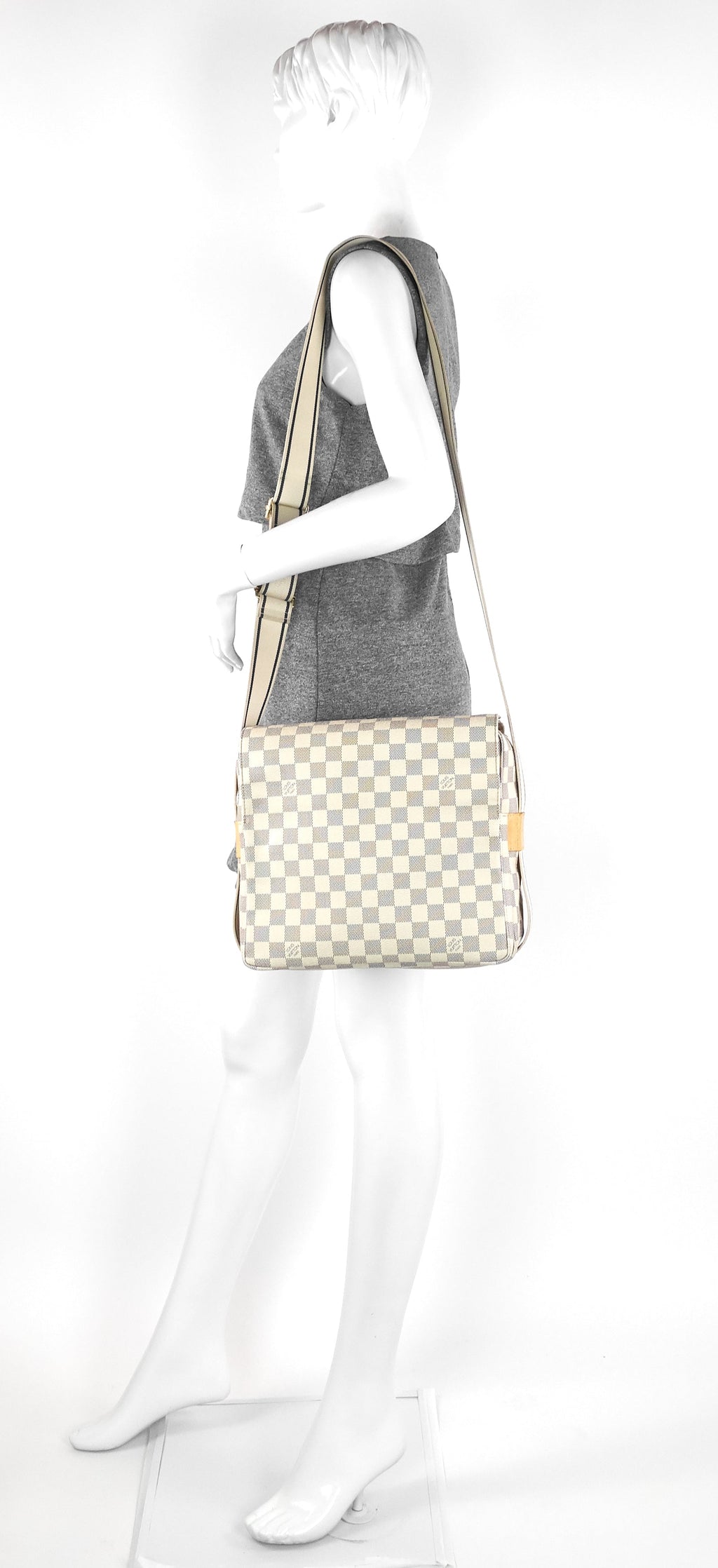 Louis Vuitto Naviglio Damier Azur Canvas Messenger Bag