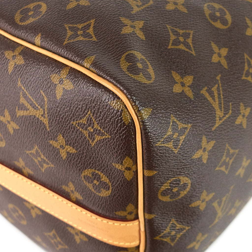 Louis Vuitto Keepall 50 BandouliÃ¨re Monogram Canvas Bag