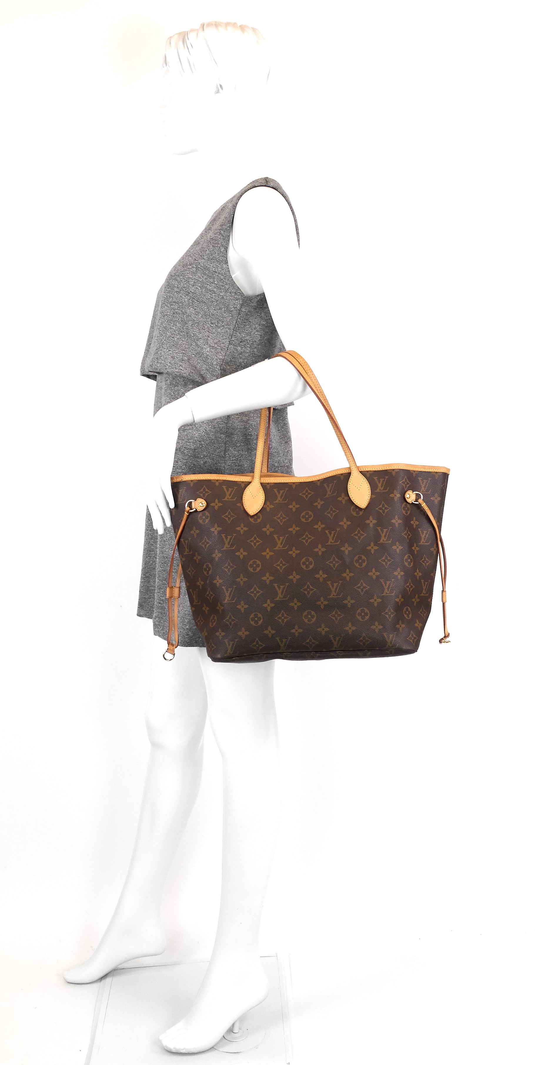 Louis Vuitto Neverfull MM Monogram Canvas Bag