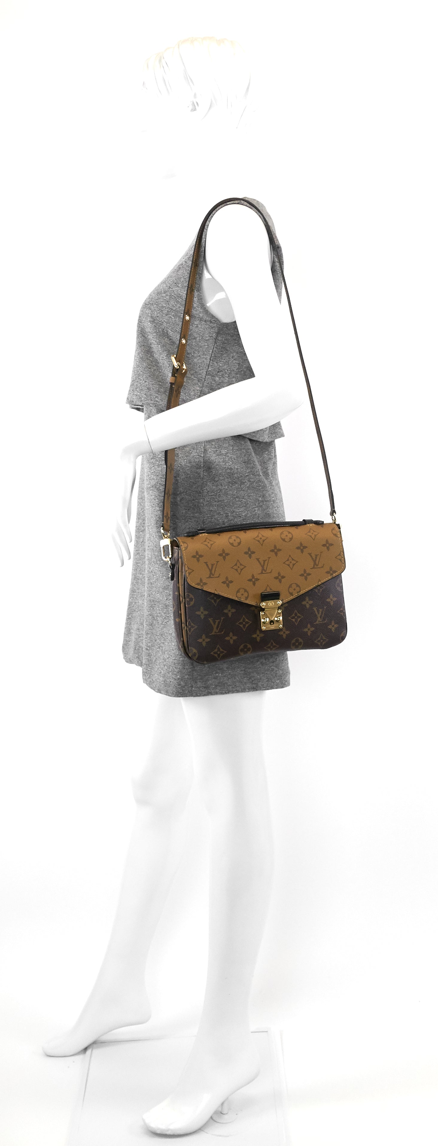 Louis Vuitto Pochette Metis Reverse Monogram Canvas Bag