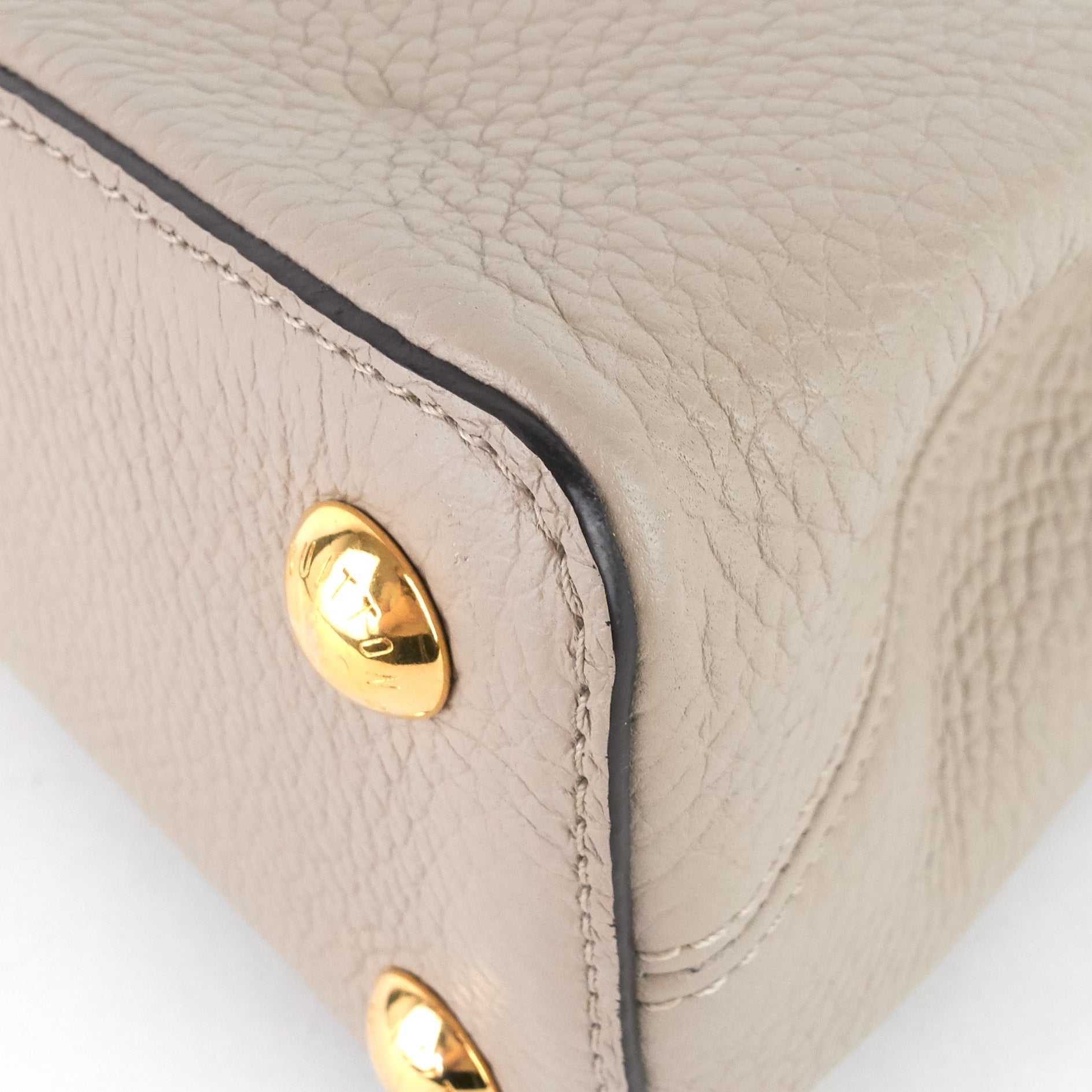Louis Vuitto Capucines BB Taurillon Leather Bag