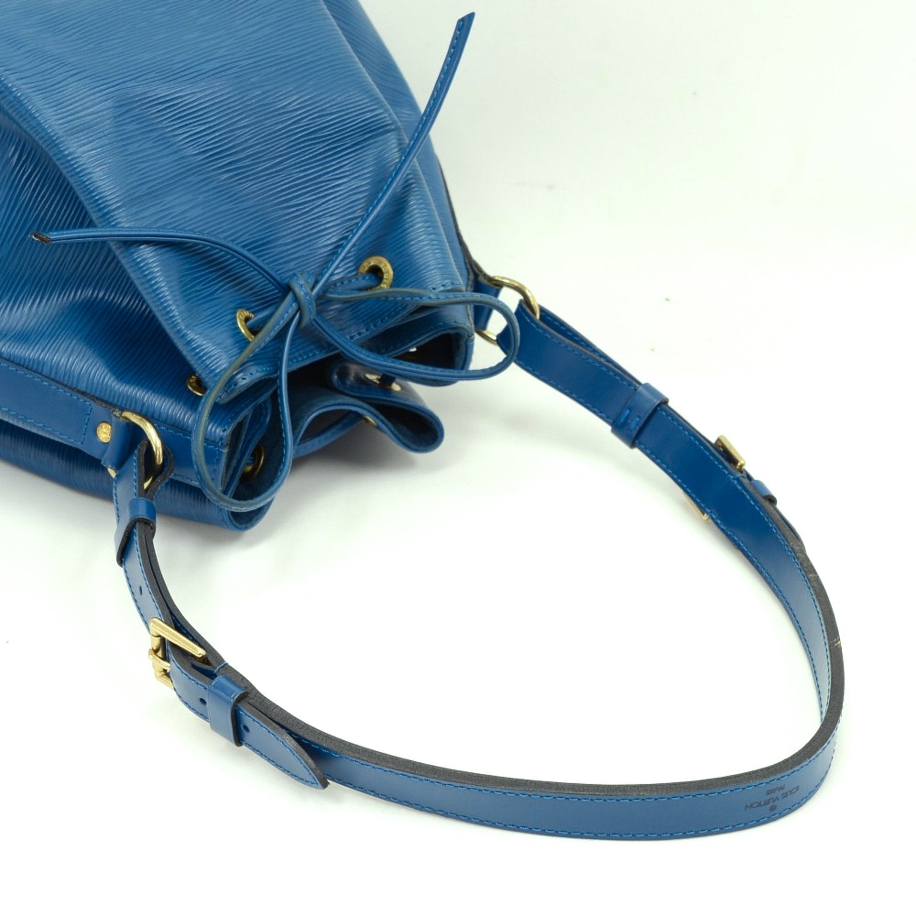 Louis Vuitto Petit Noe Blue Epi Leather Bag
